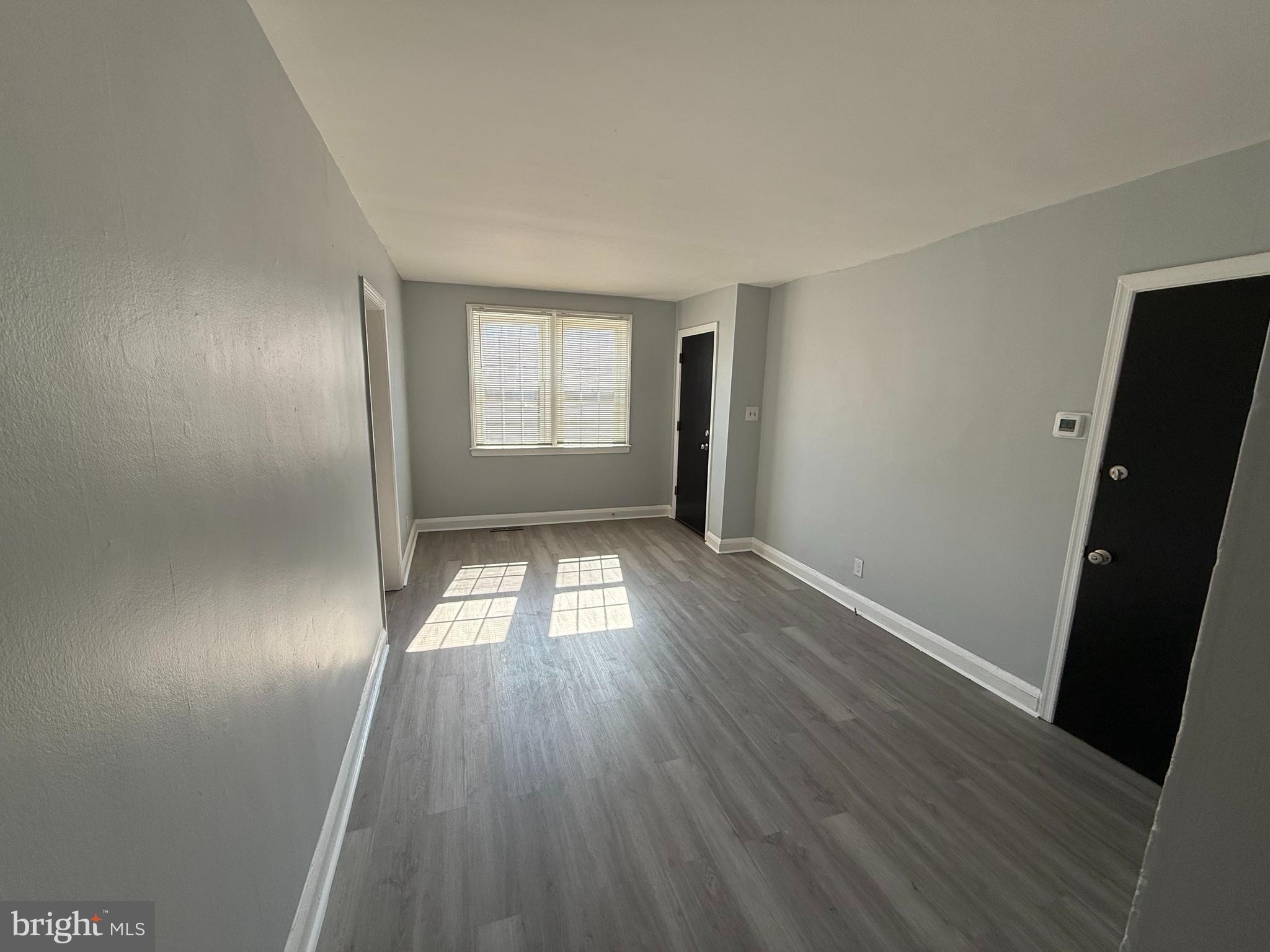 GLEN OAKS - Residential Income
