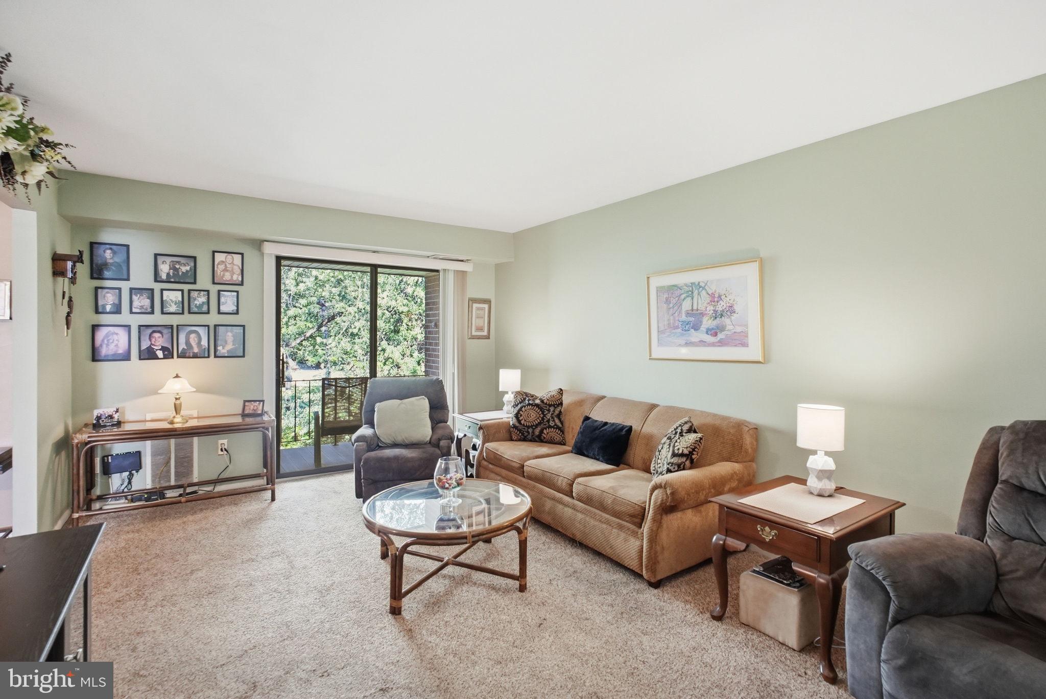 SAXONY MANOR - Residential