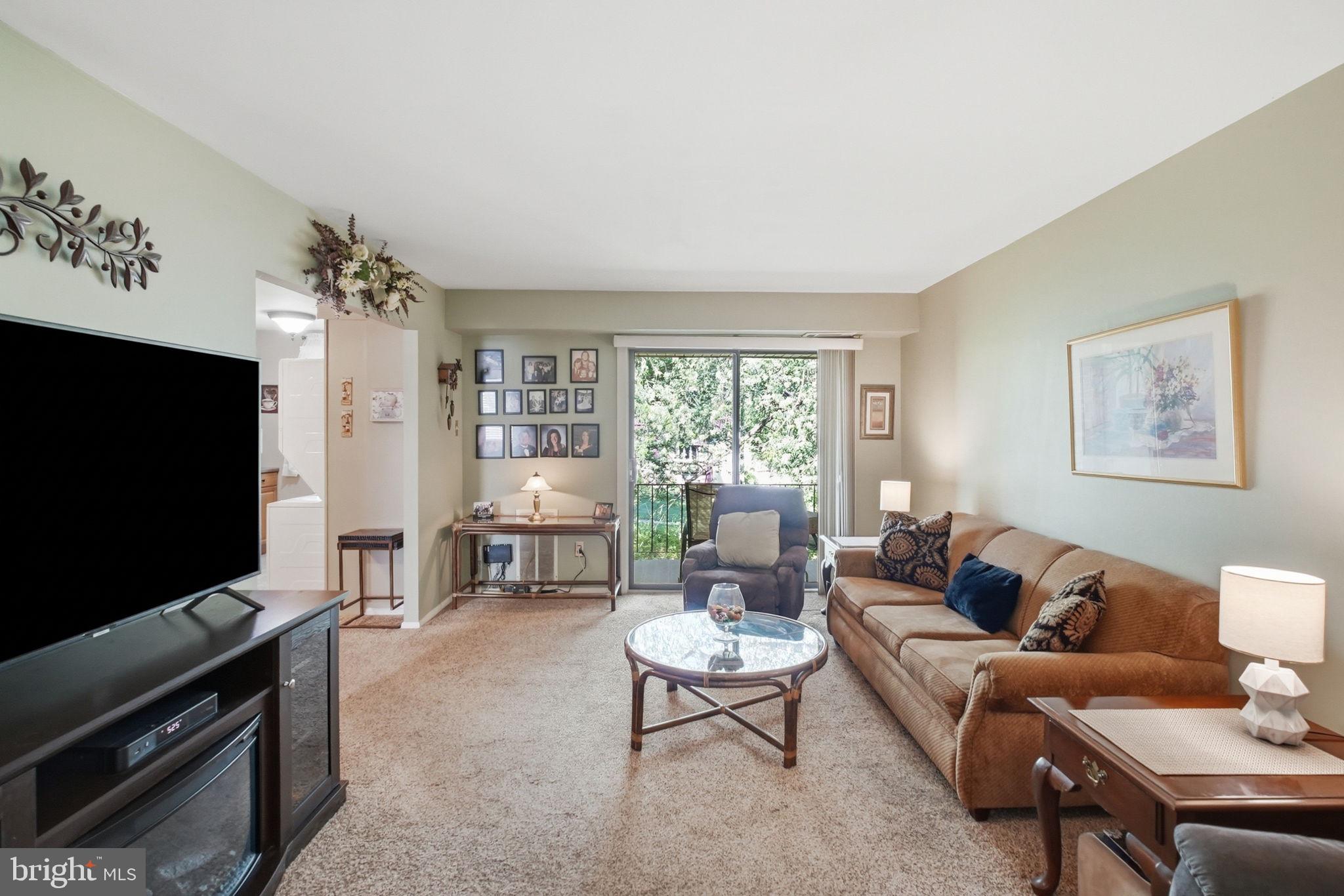 SAXONY MANOR - Residential