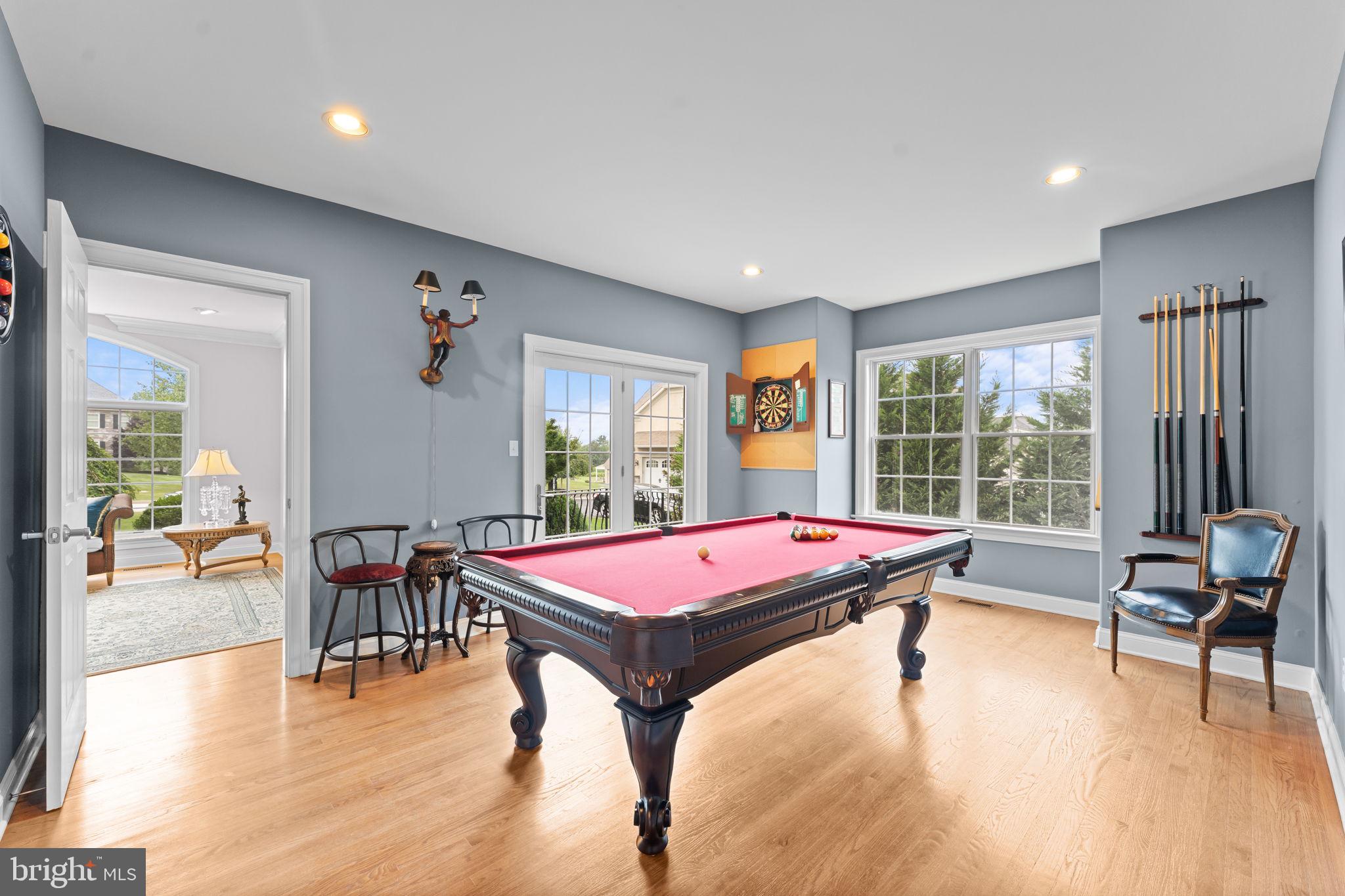 APPLEWOOD ESTATES - Residential