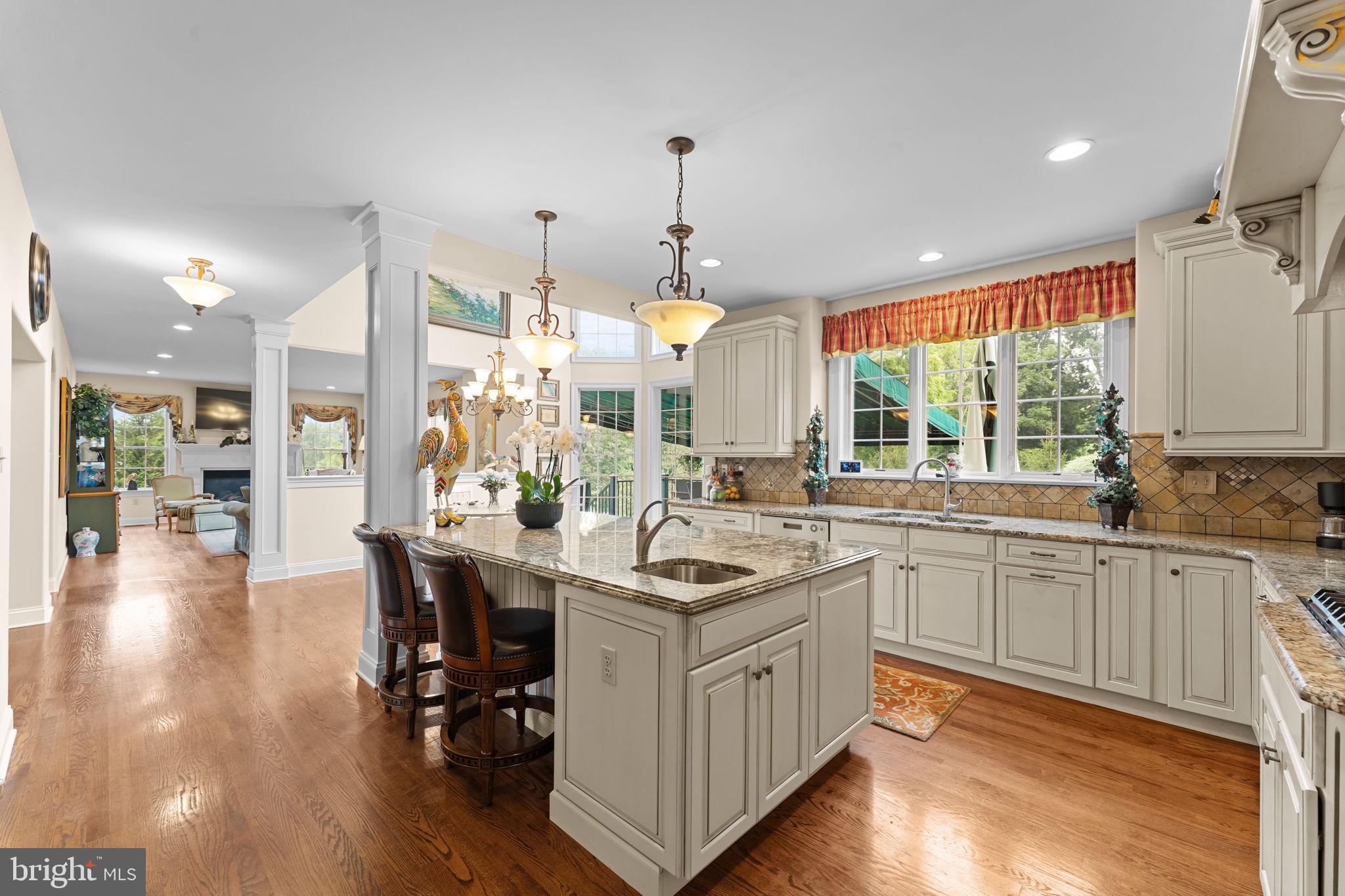 APPLEWOOD ESTATES - Residential