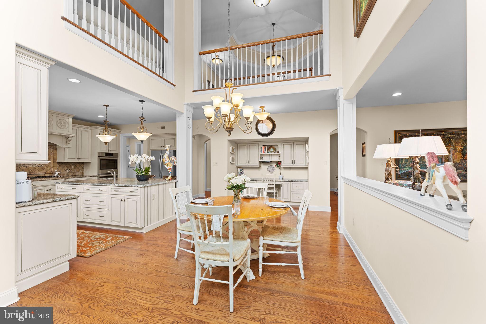 APPLEWOOD ESTATES - Residential