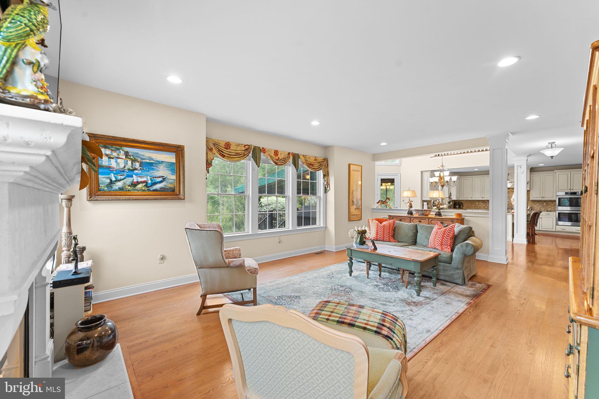 APPLEWOOD ESTATES - Residential