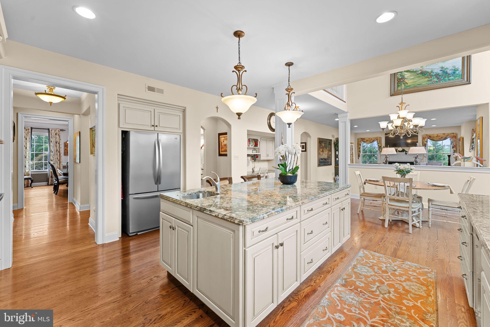 APPLEWOOD ESTATES - Residential