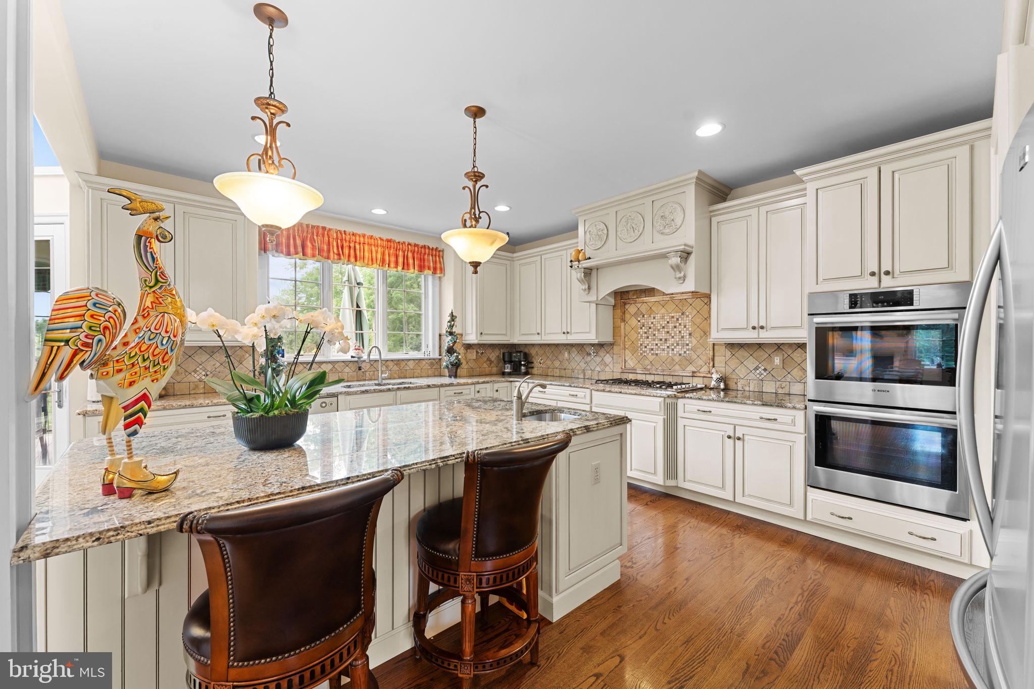 APPLEWOOD ESTATES - Residential