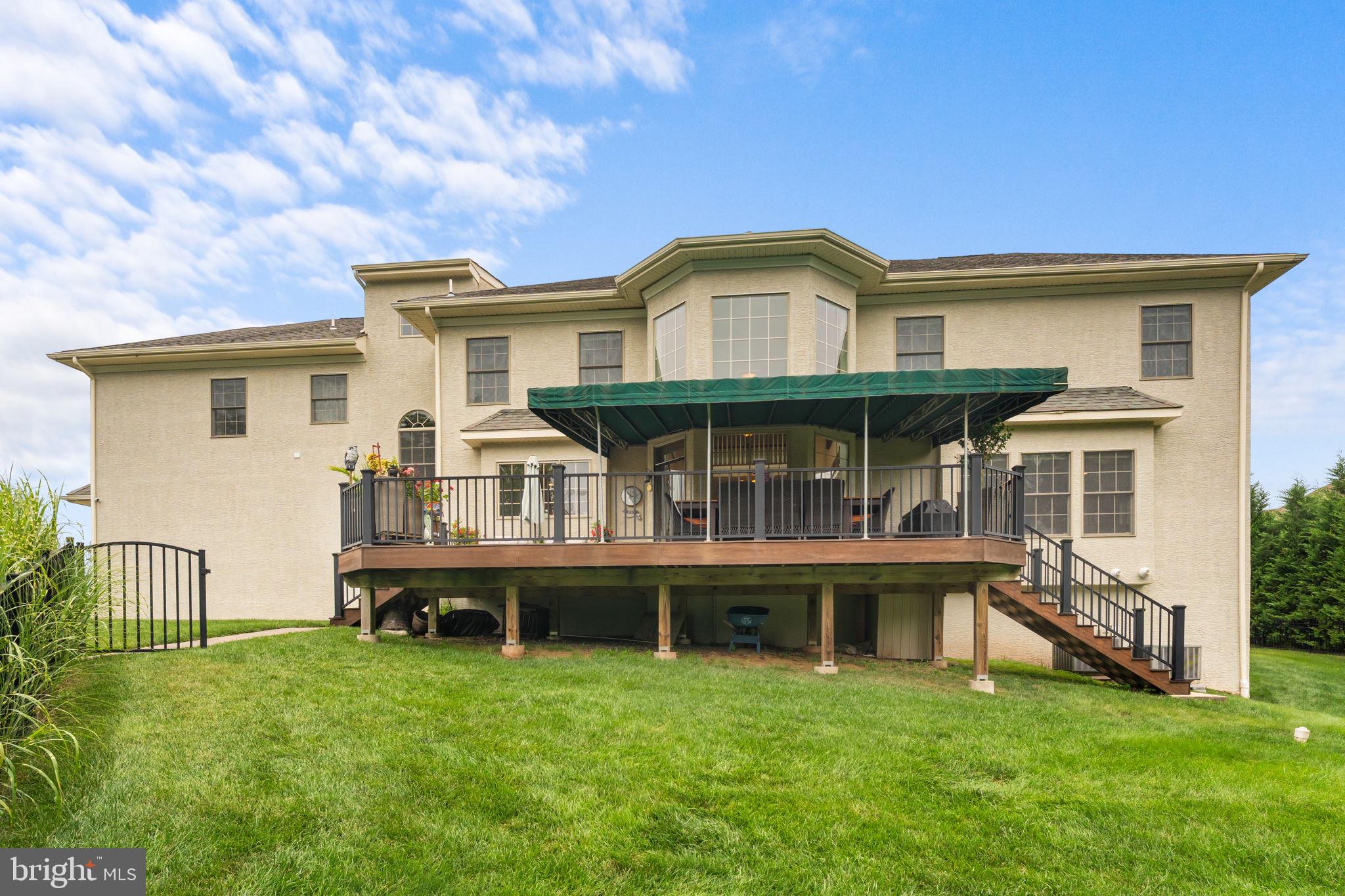 APPLEWOOD ESTATES - Residential