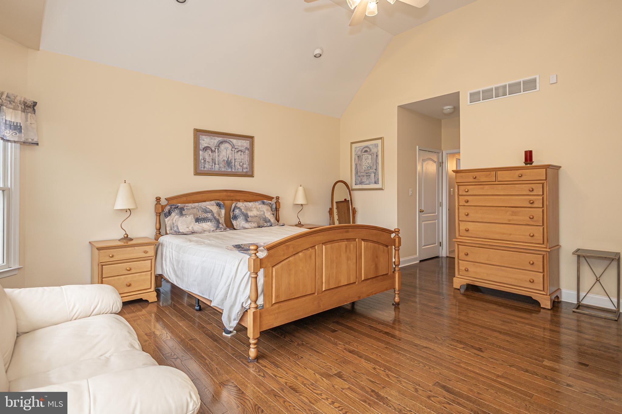 BRIDLE ESTATES - Residential