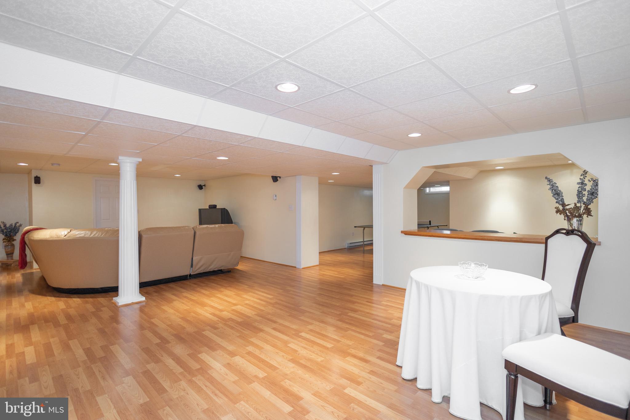 BRIDLE ESTATES - Residential