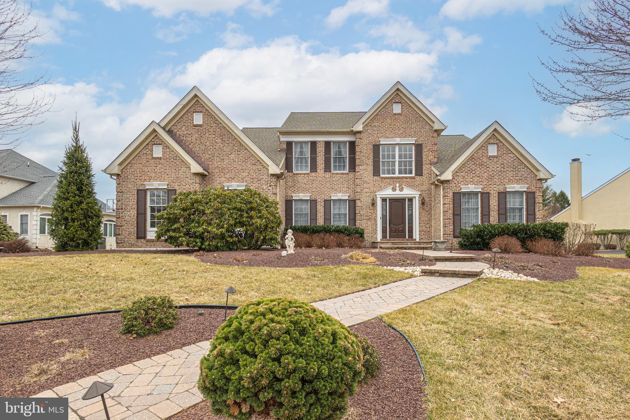 BRIDLE ESTATES - Residential