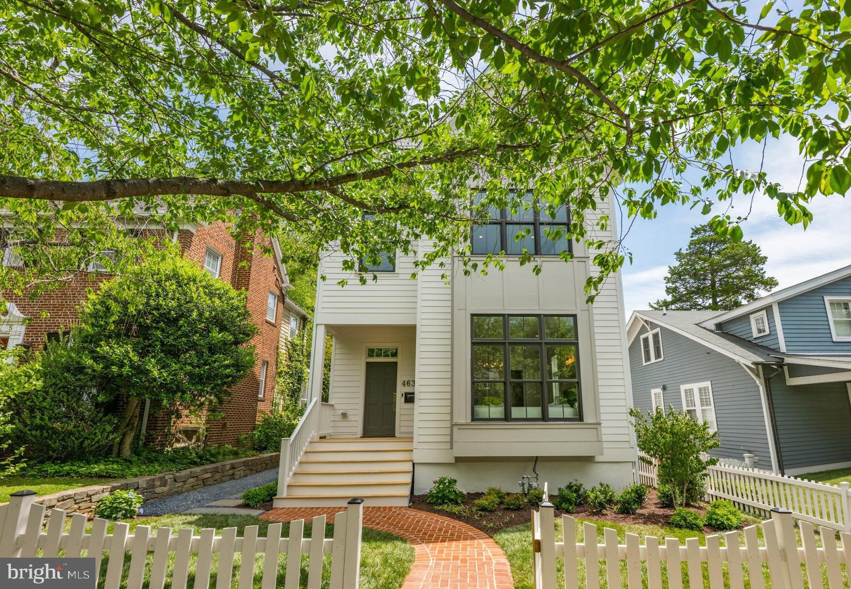 AMERICAN UNIVERSITY PARK - Residential