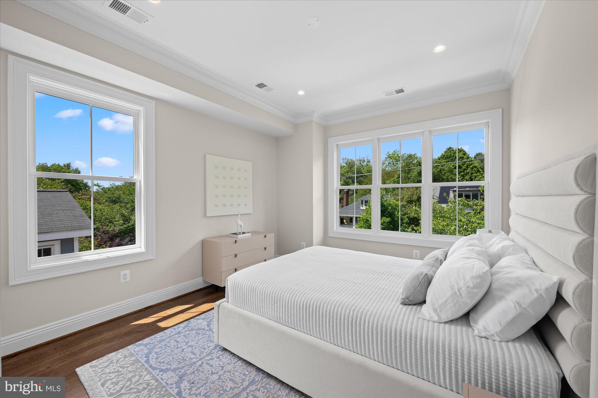 AMERICAN UNIVERSITY PARK - Residential