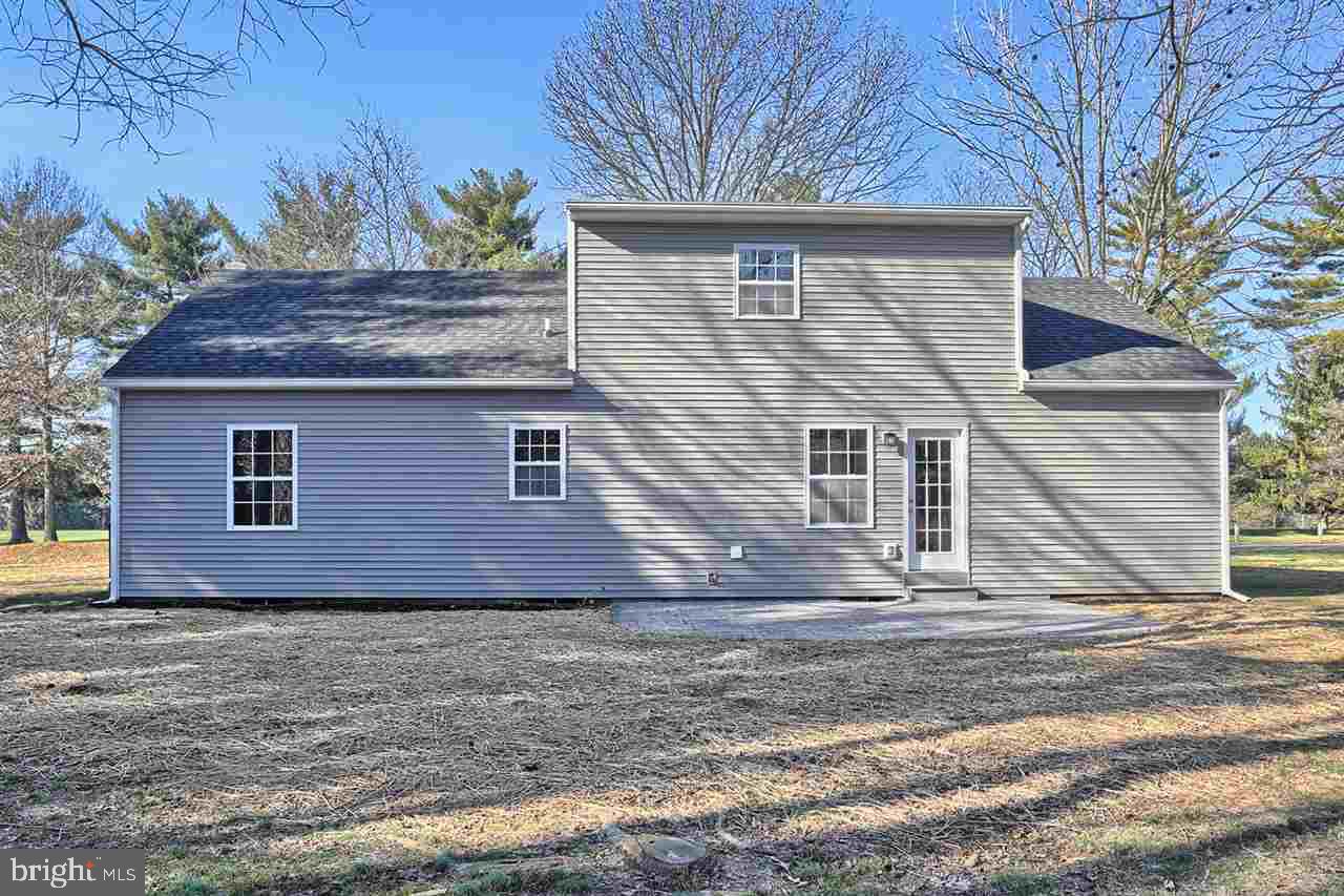 COUNTRY CLUB ACRES - Residential