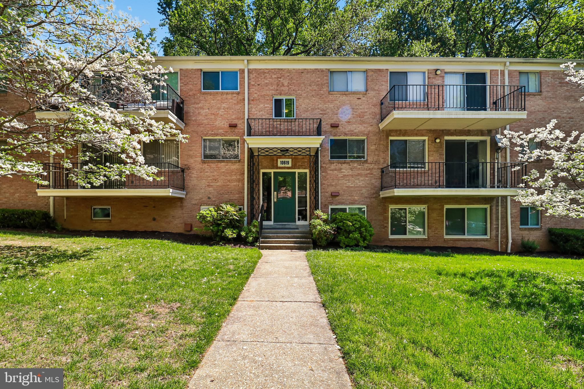 PARKSIDE CONDOMINIUMS - Residential