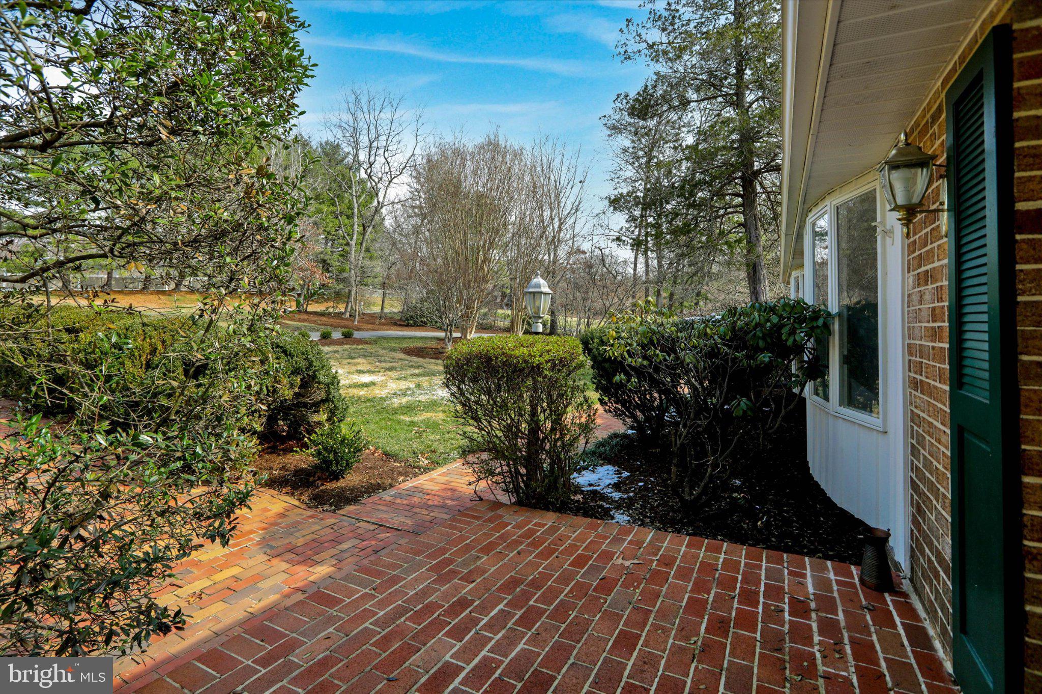 HARBOR HILLS - Residential