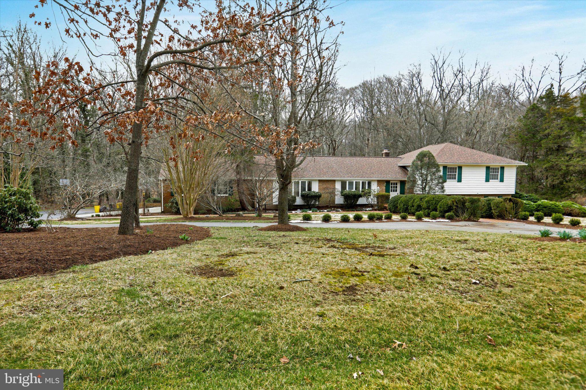 HARBOR HILLS - Residential