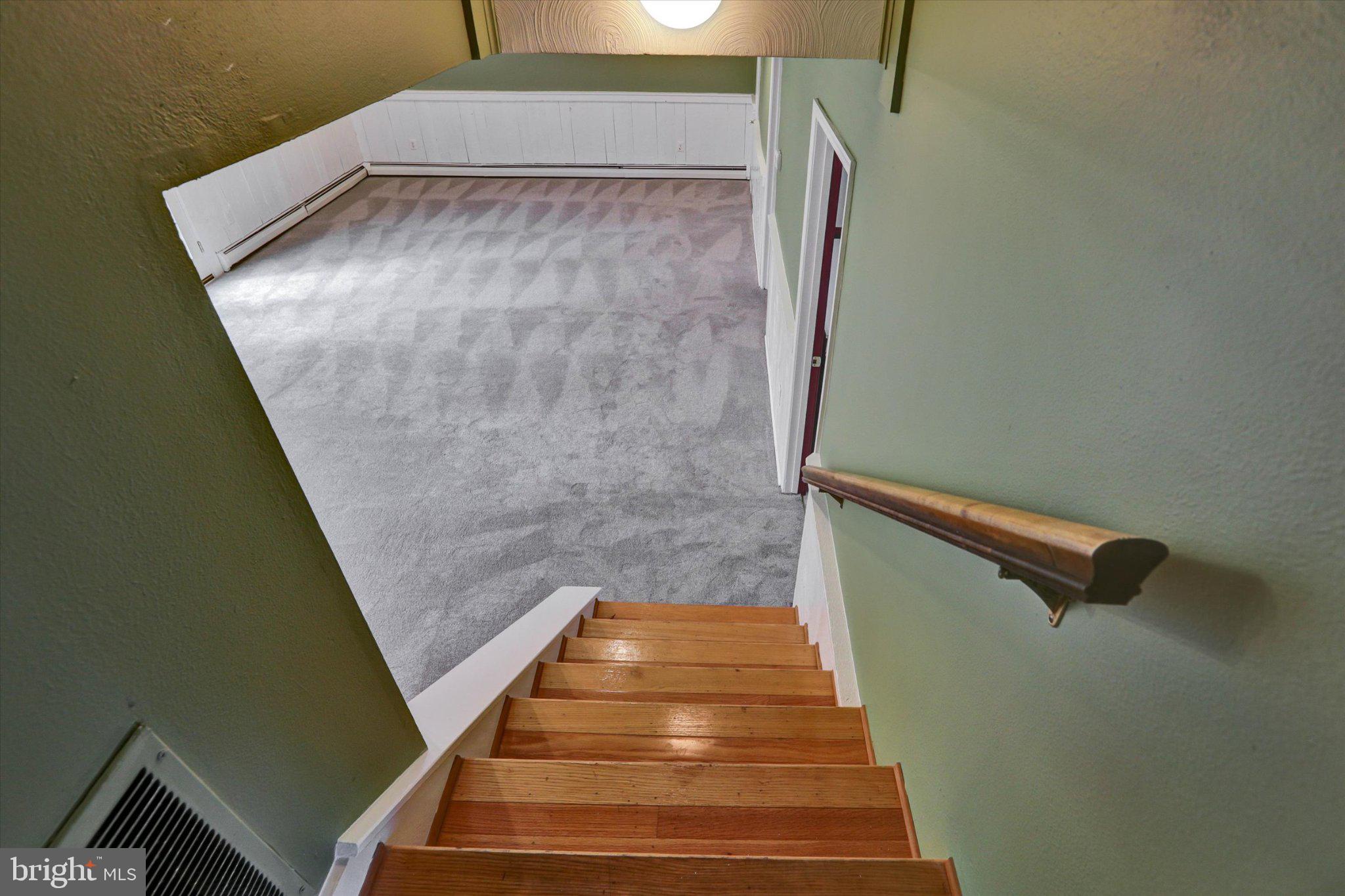 HARBOR HILLS - Residential