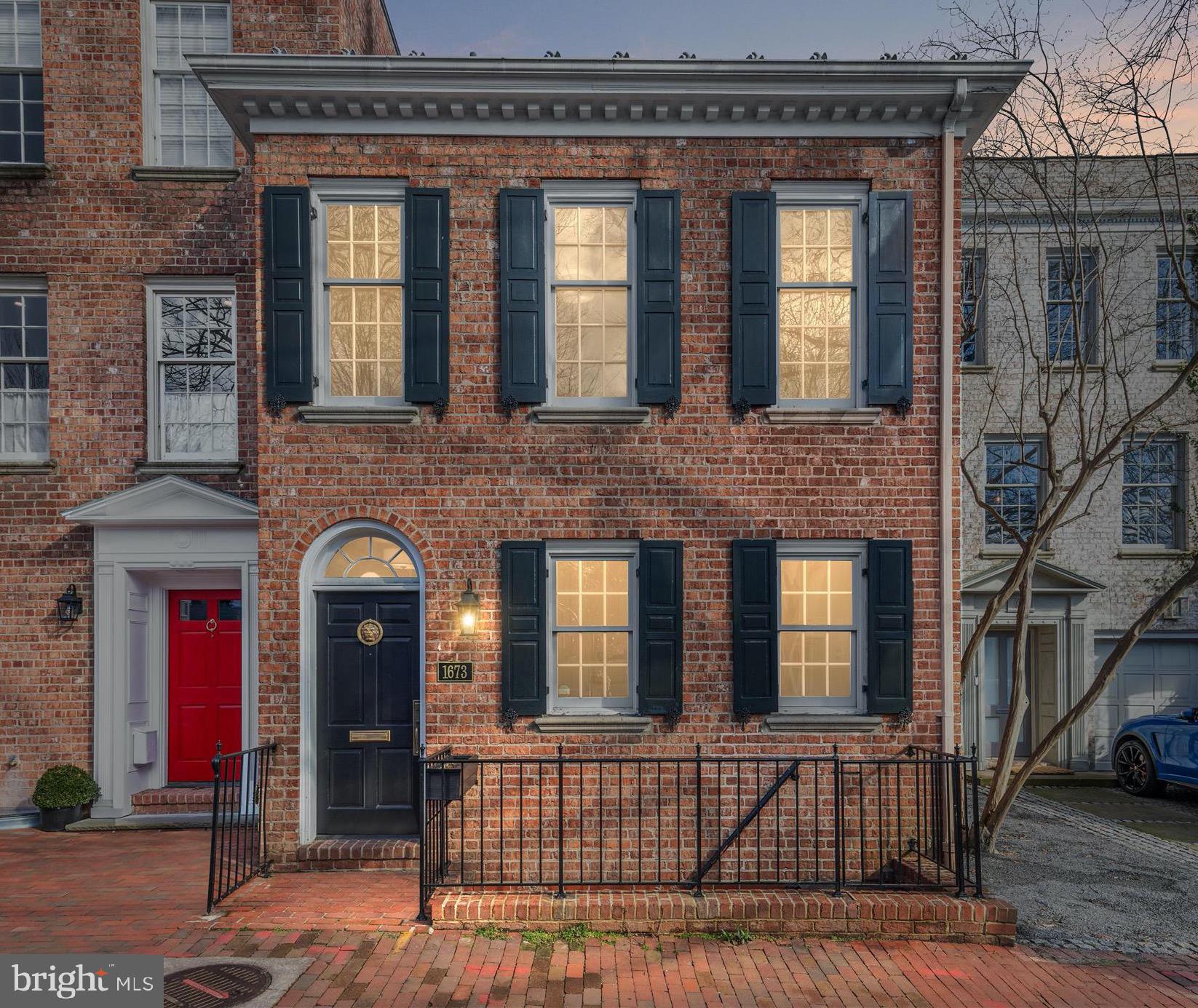 GEORGETOWN - Residential