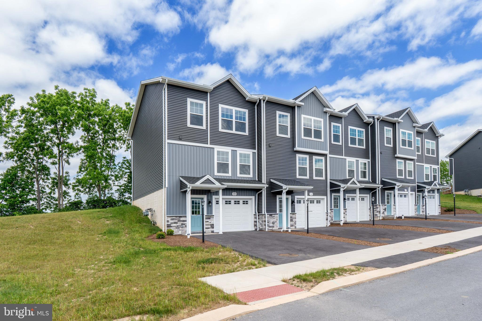 STEEPLECHASE - Residential