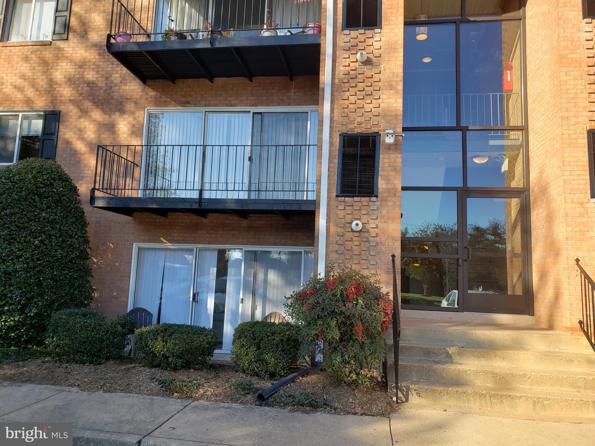 WESTWOOD COMMONS - Residential