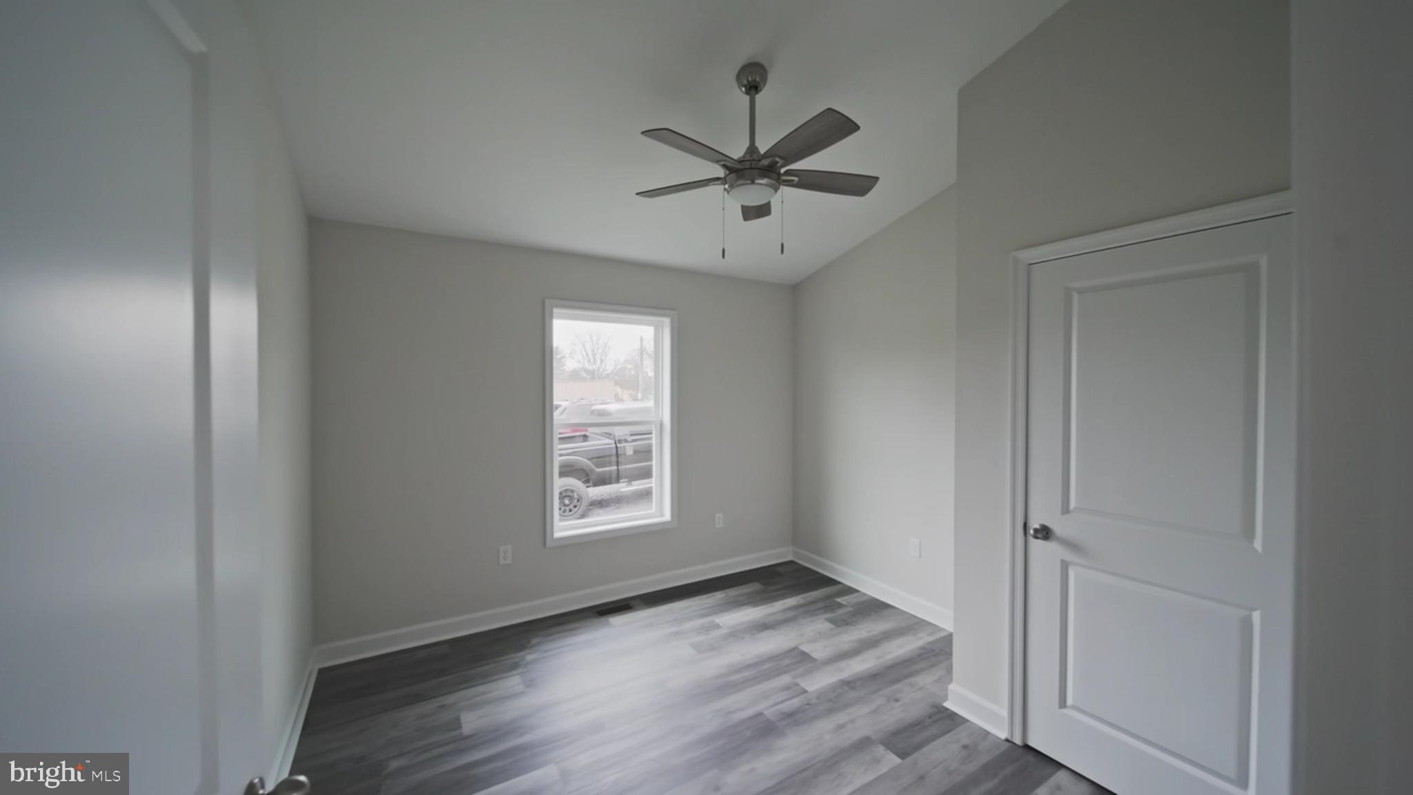 FOX GLEN - Residential
