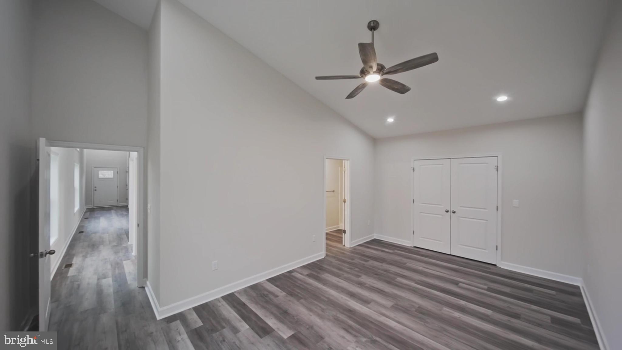 FOX GLEN - Residential