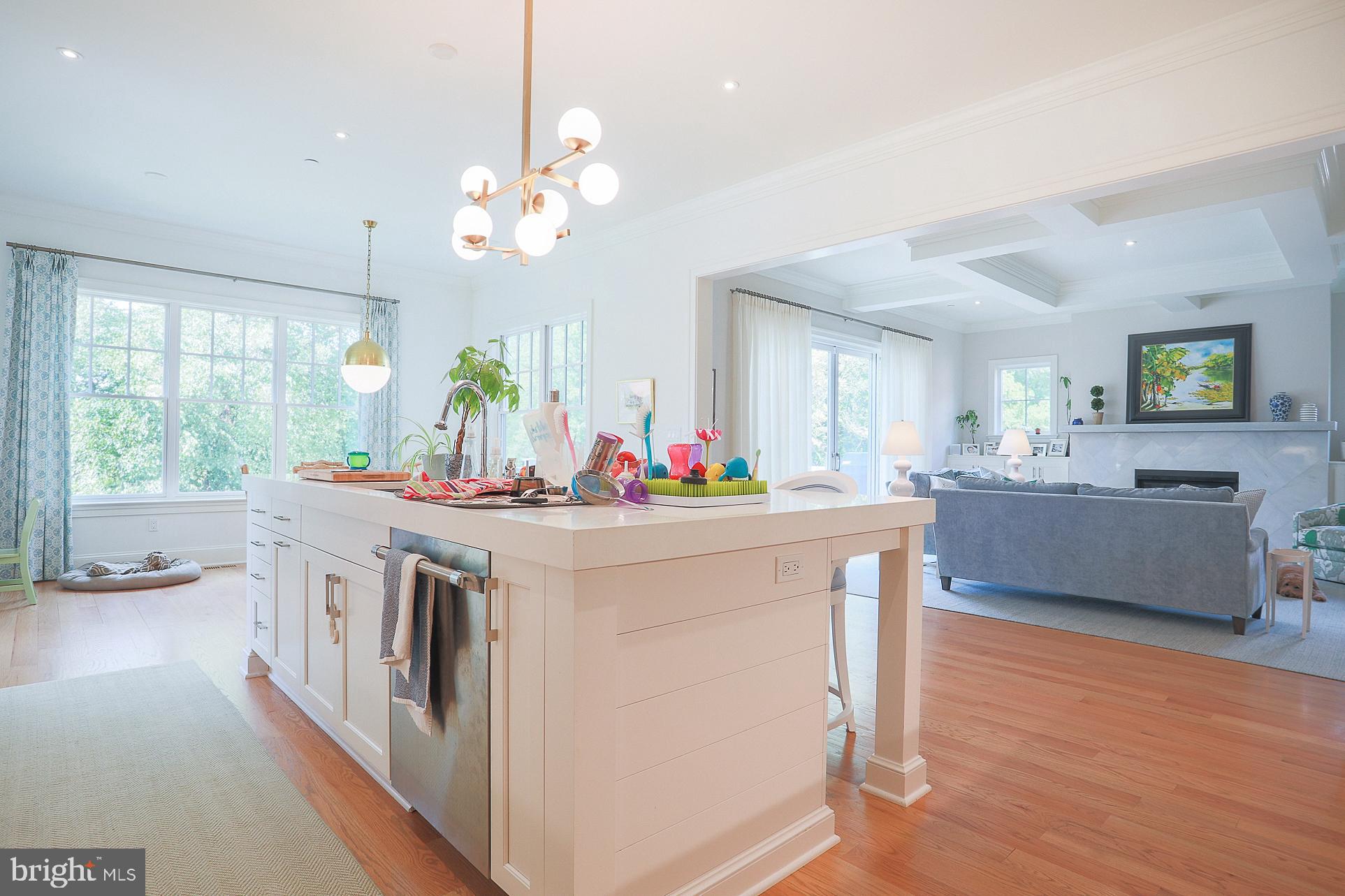 CHEVY CHASE - Residential