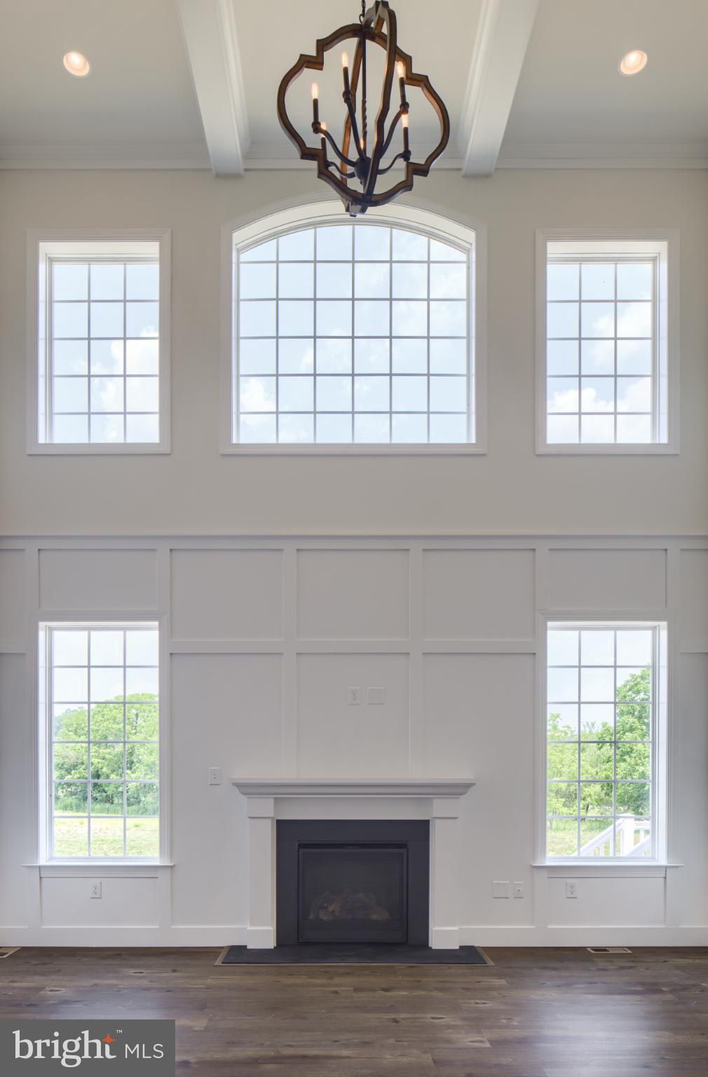 LEXINGTON POINTE - Residential