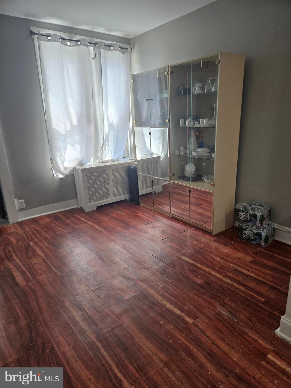 LOGAN - Residential