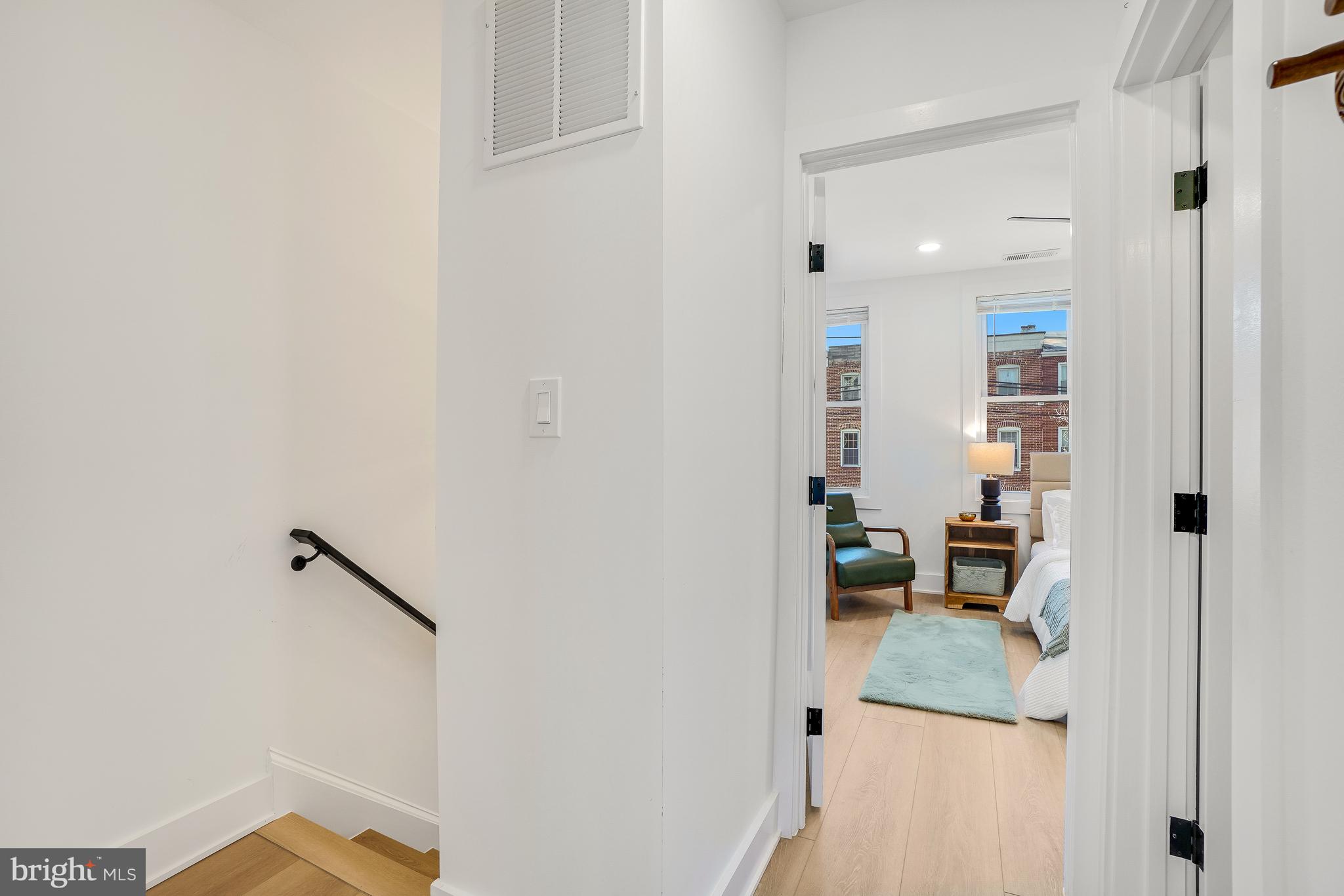 LOCUST POINT - Residential