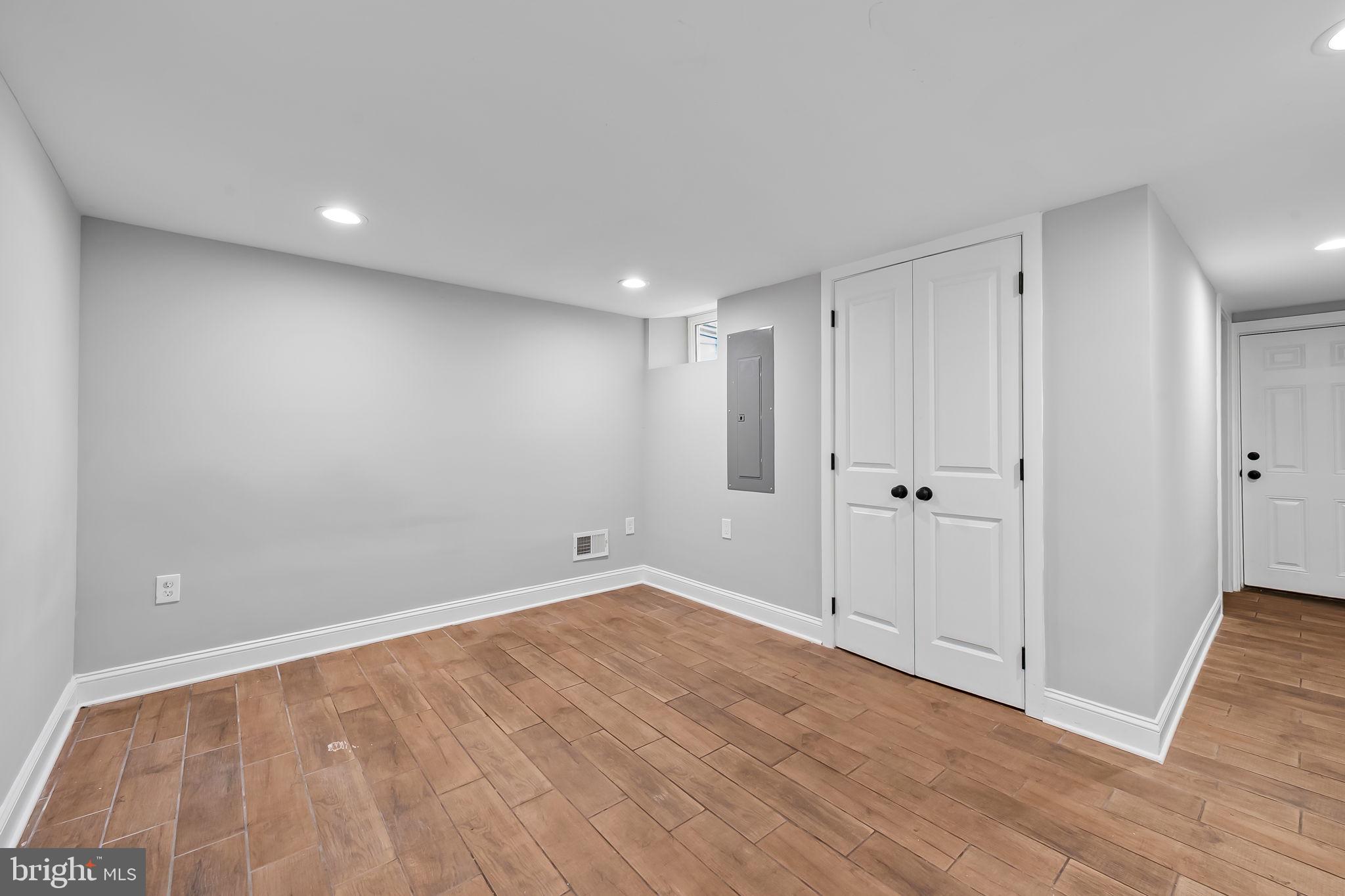 BREWERS HILL - Residential