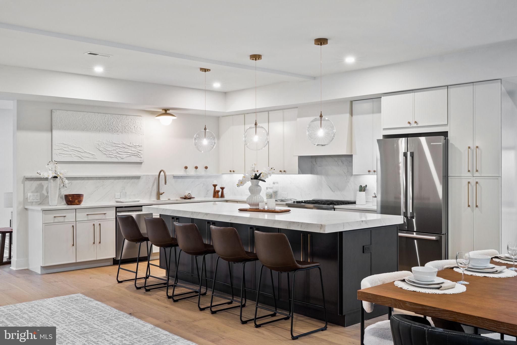 WOODMERE - Residential