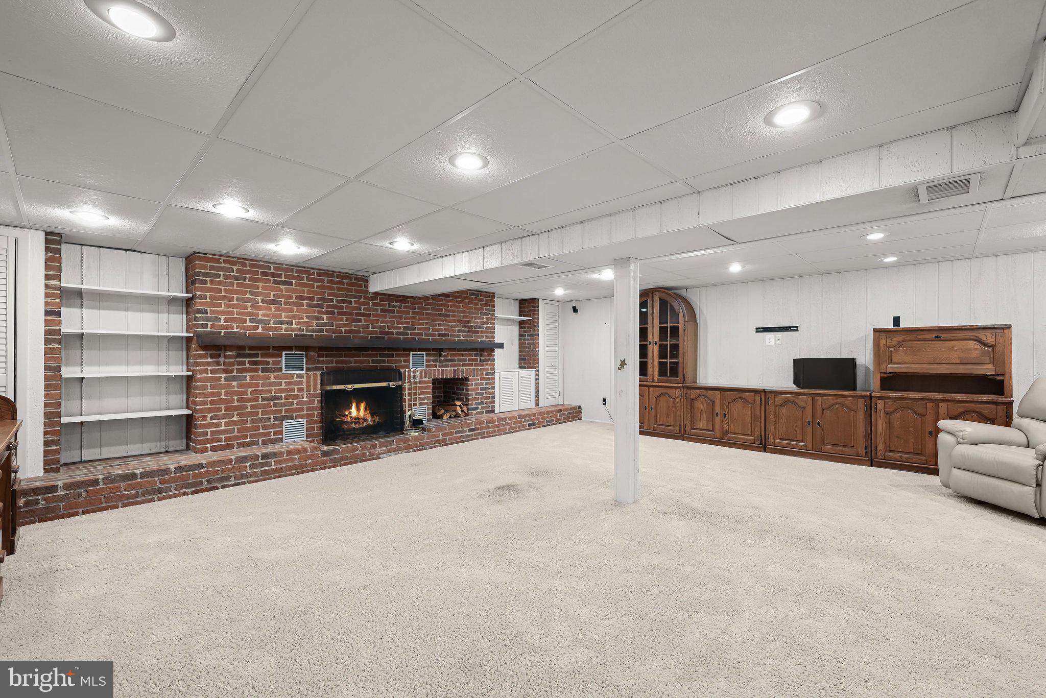 WOODWIND - Residential