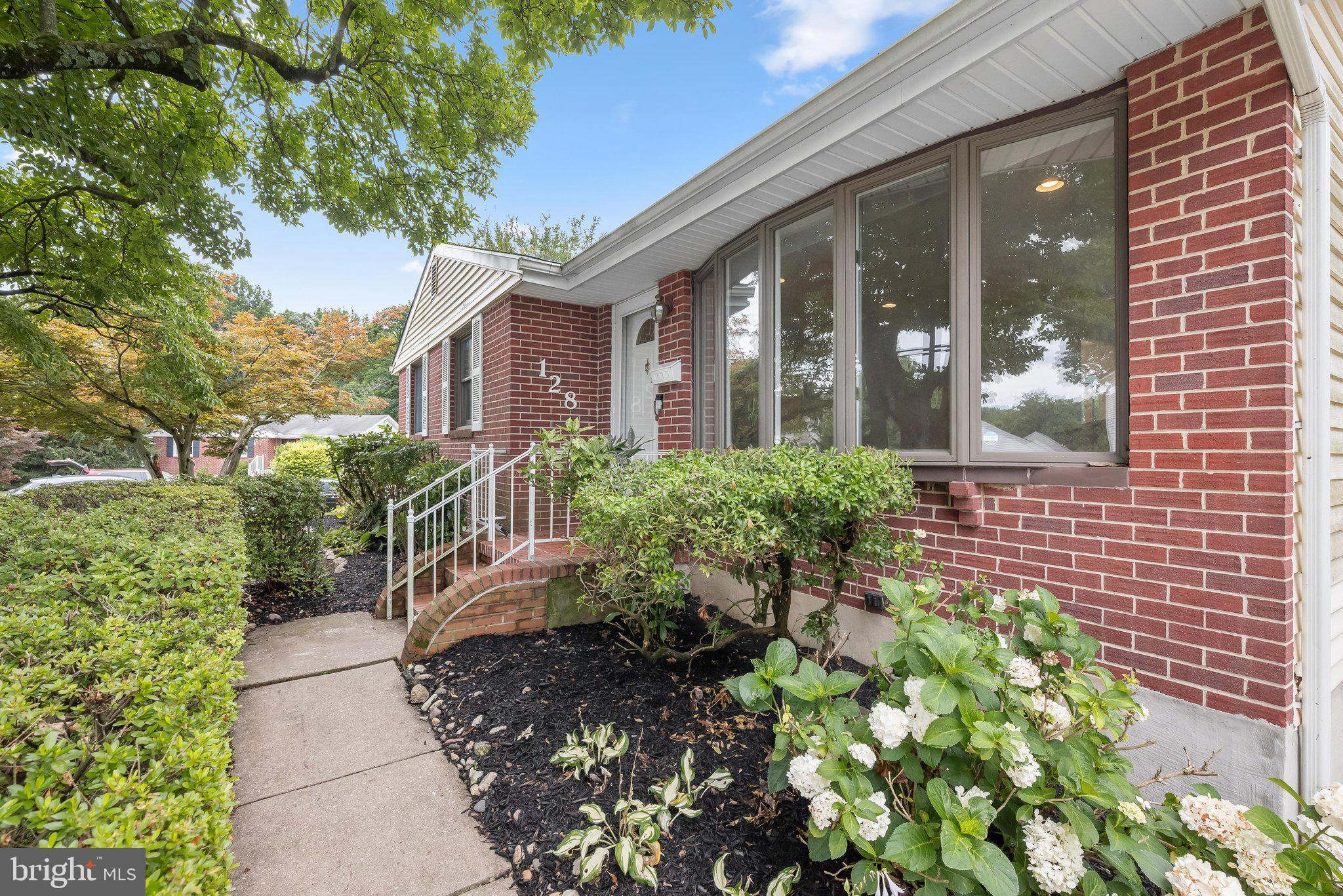 WOODWIND - Residential