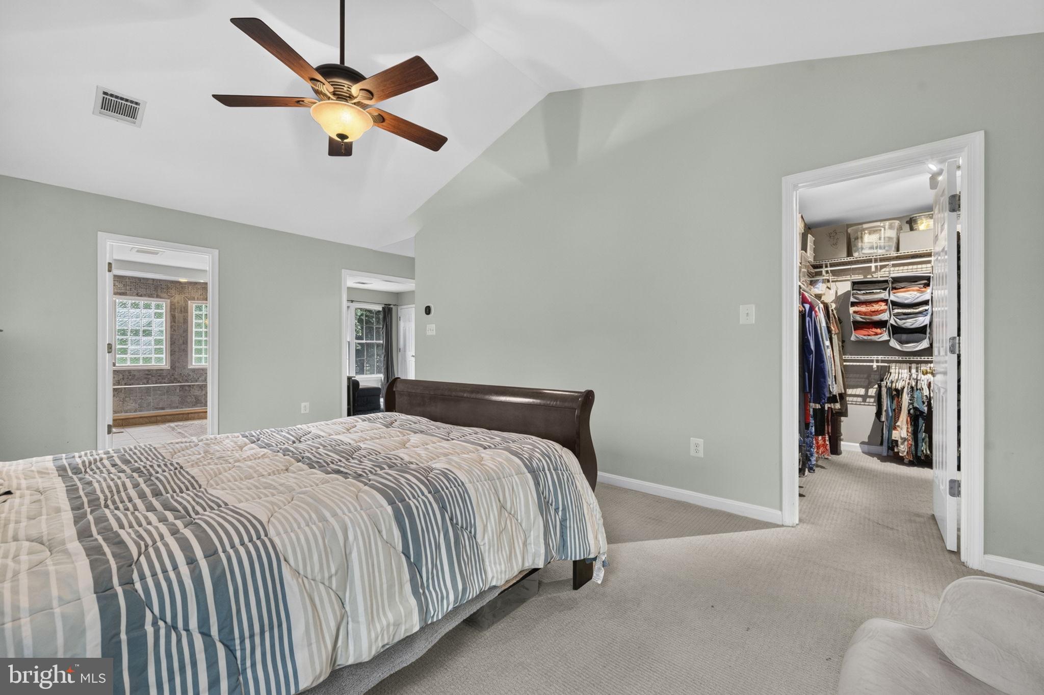POTOMAC LAKES - Residential