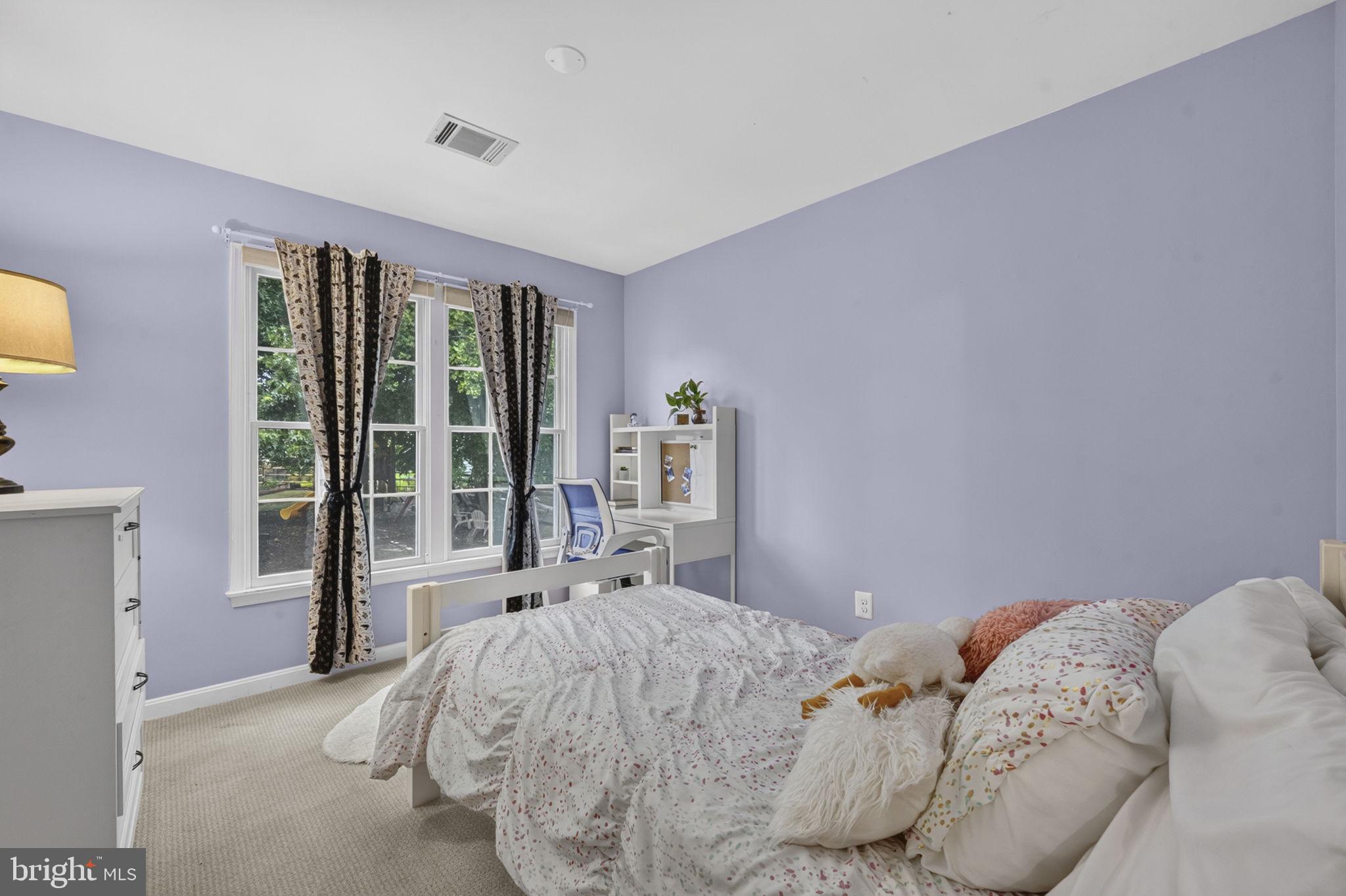 POTOMAC LAKES - Residential