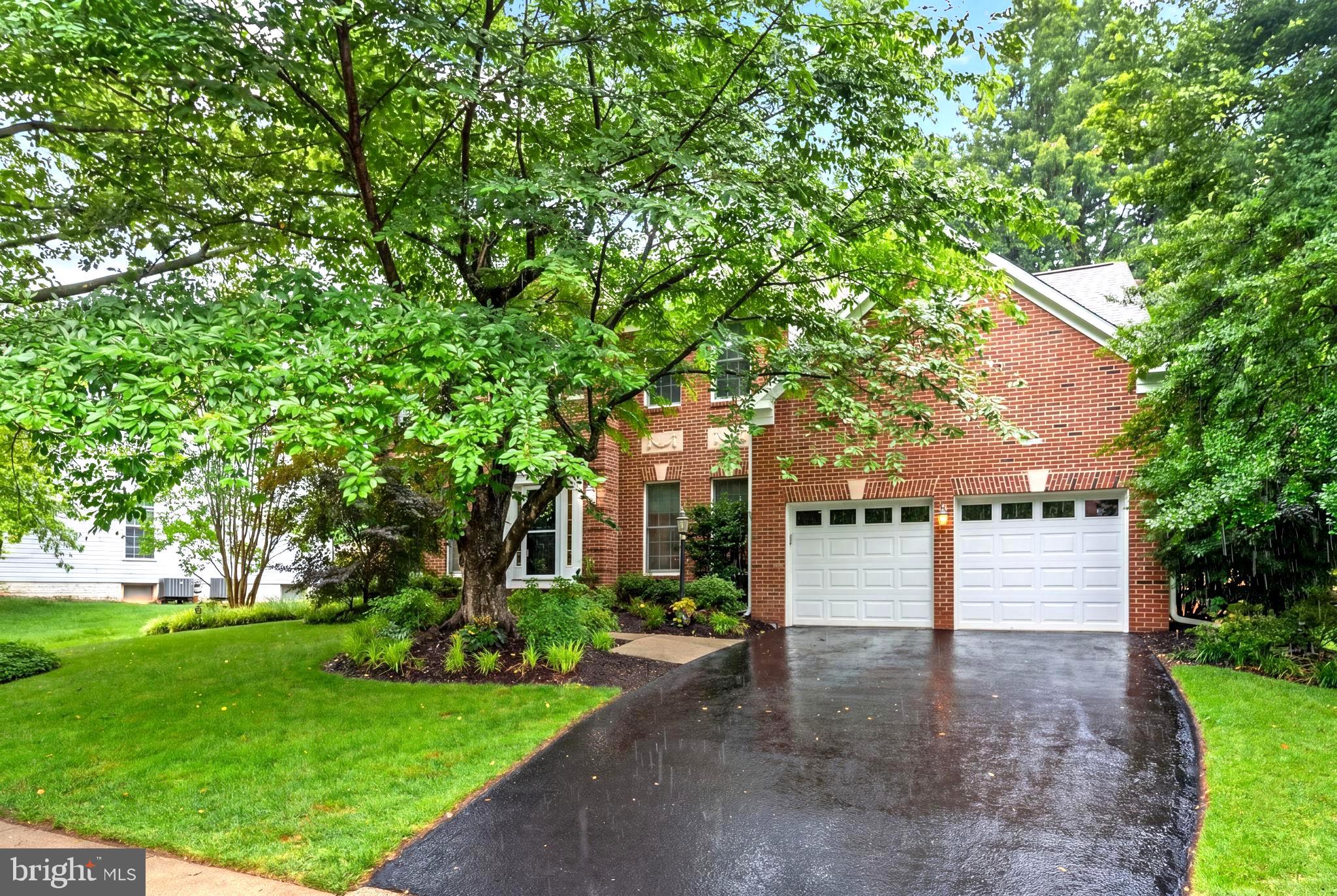 POTOMAC LAKES - Residential