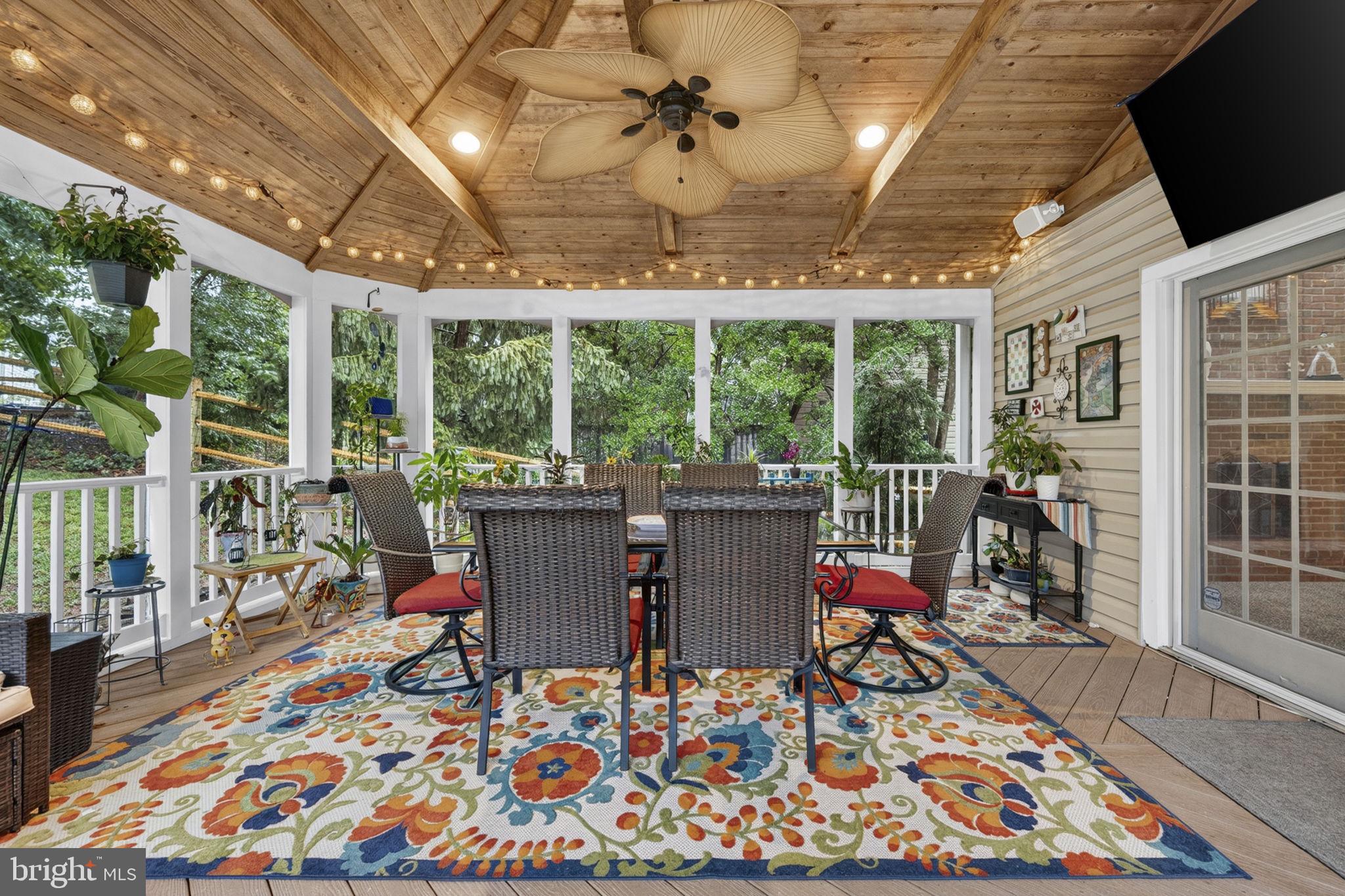POTOMAC LAKES - Residential