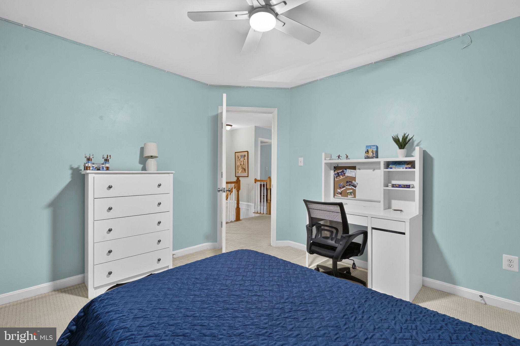POTOMAC LAKES - Residential