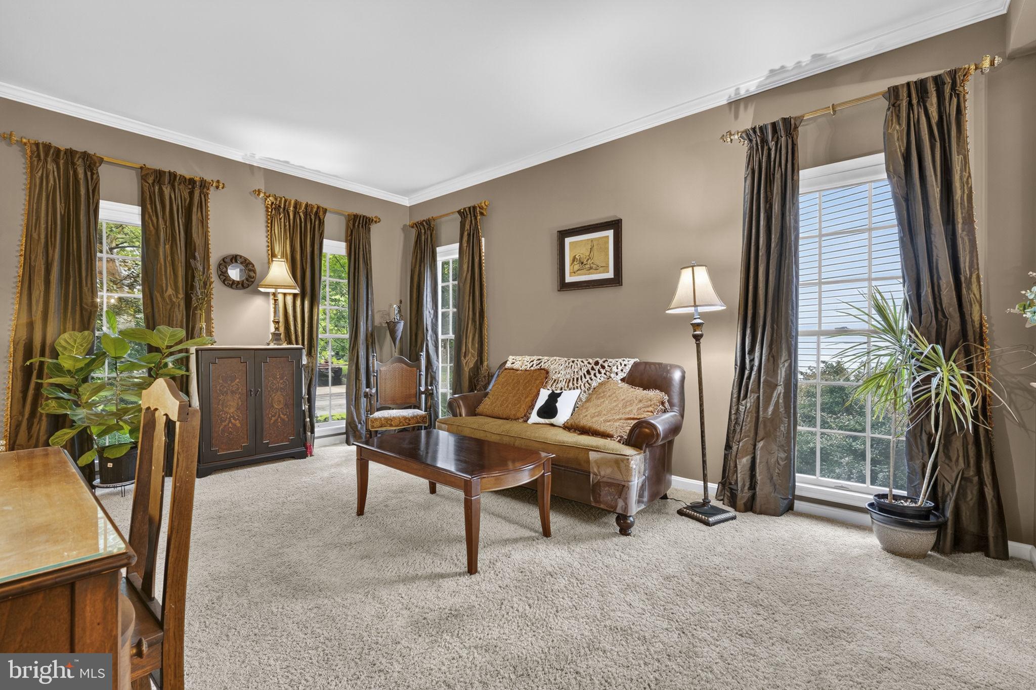 POTOMAC LAKES - Residential