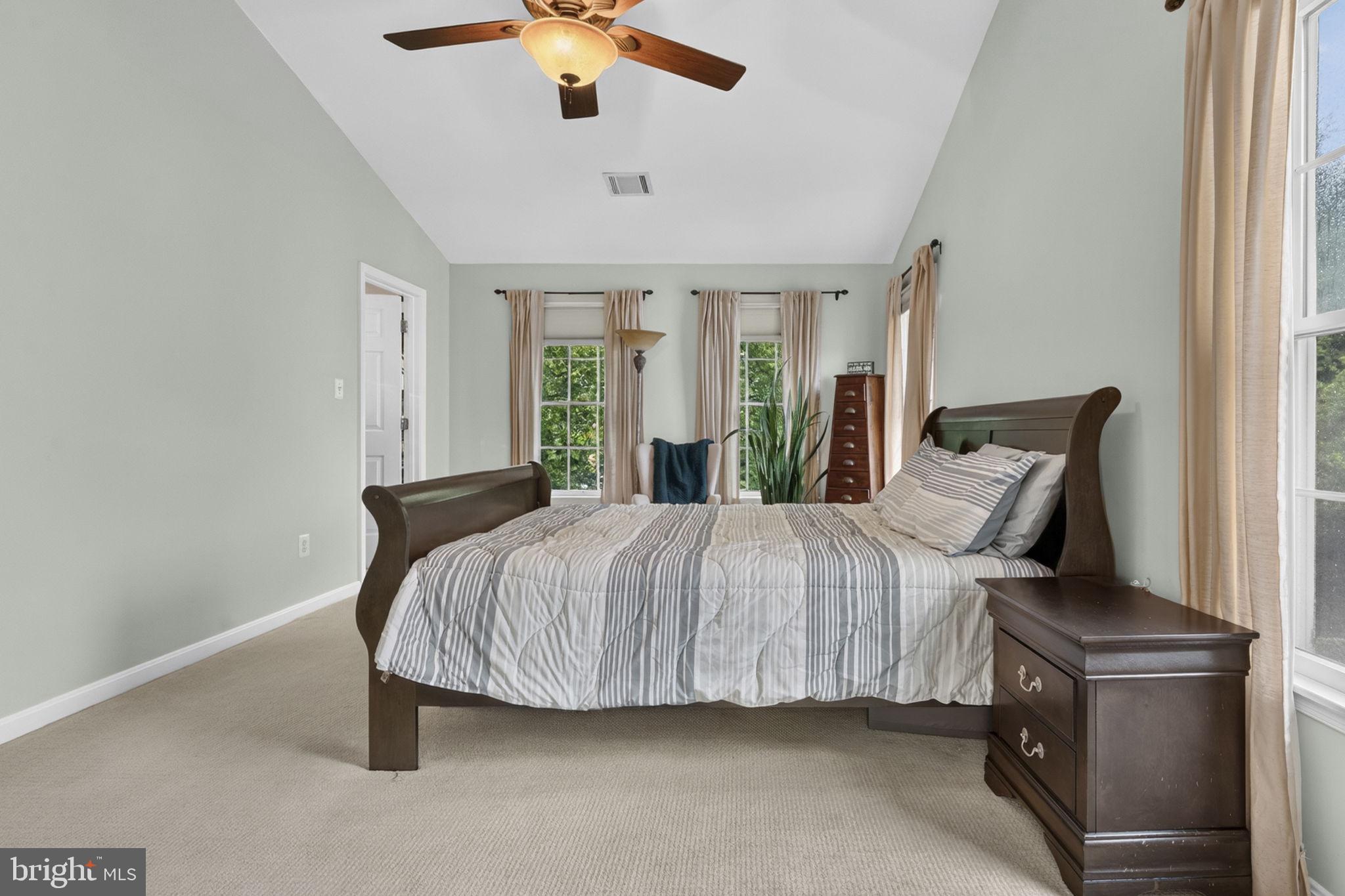 POTOMAC LAKES - Residential