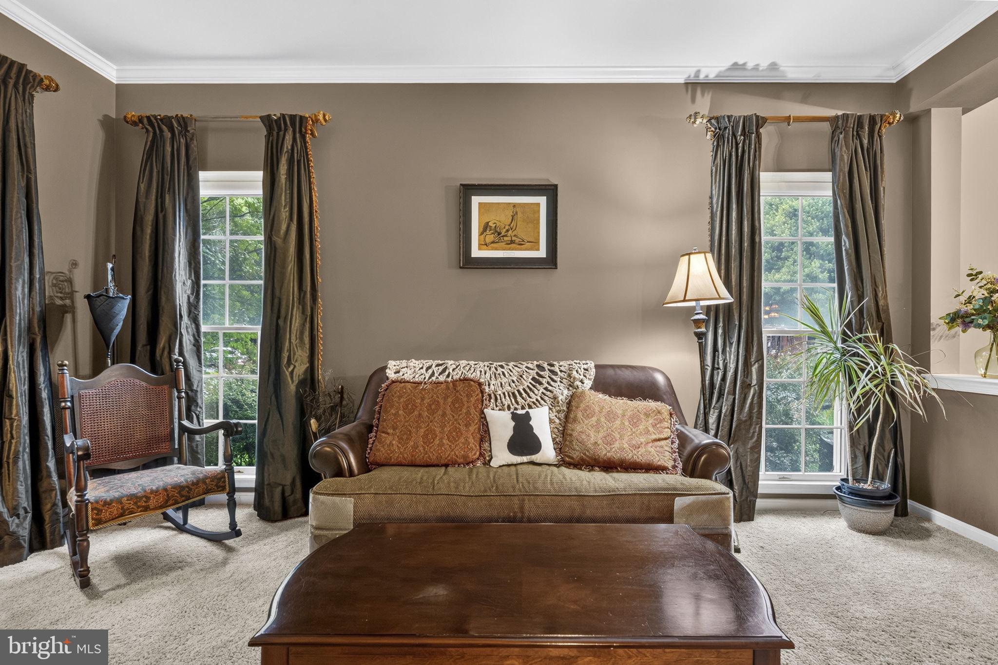 POTOMAC LAKES - Residential