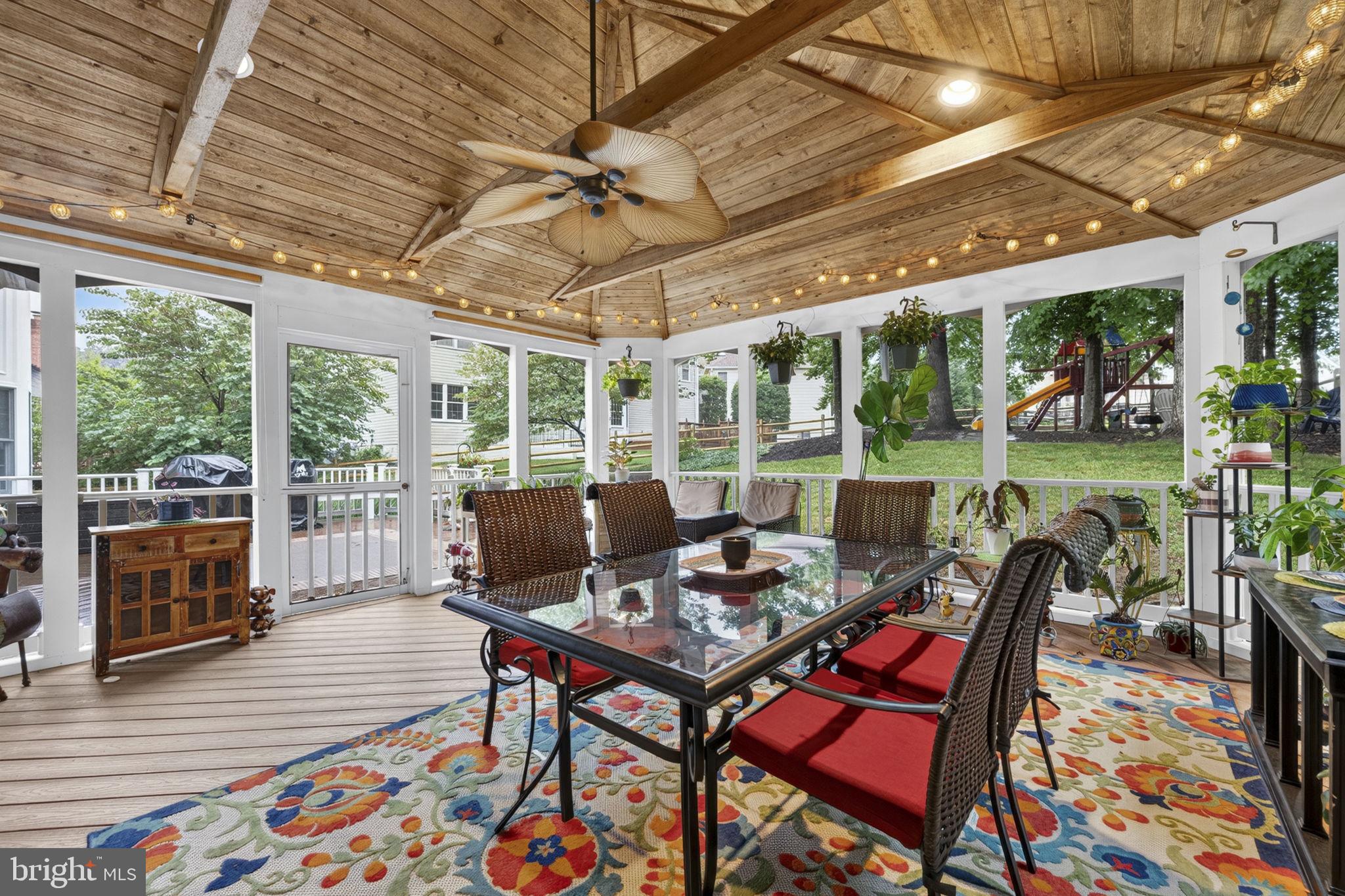 POTOMAC LAKES - Residential