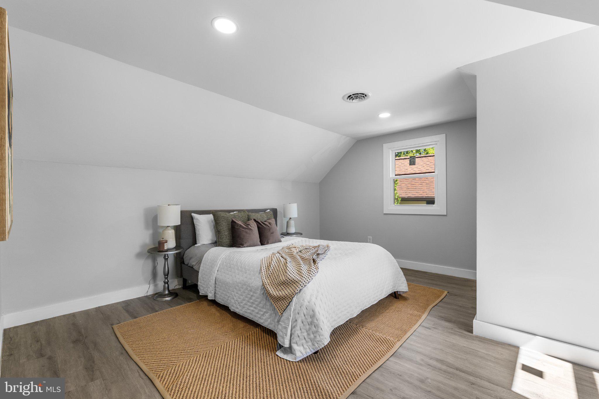 ASPEN HILL - Residential
