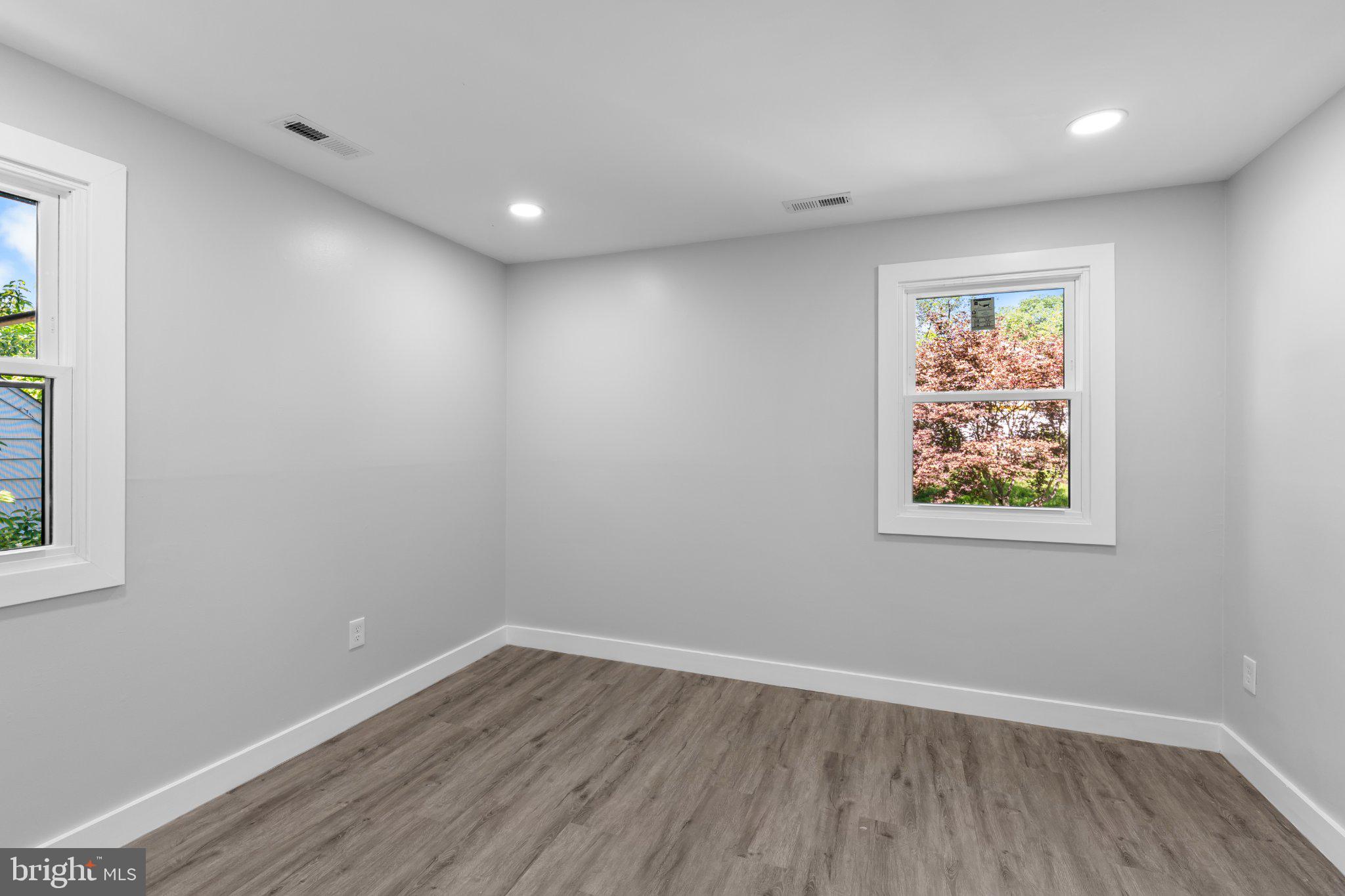 ASPEN HILL - Residential
