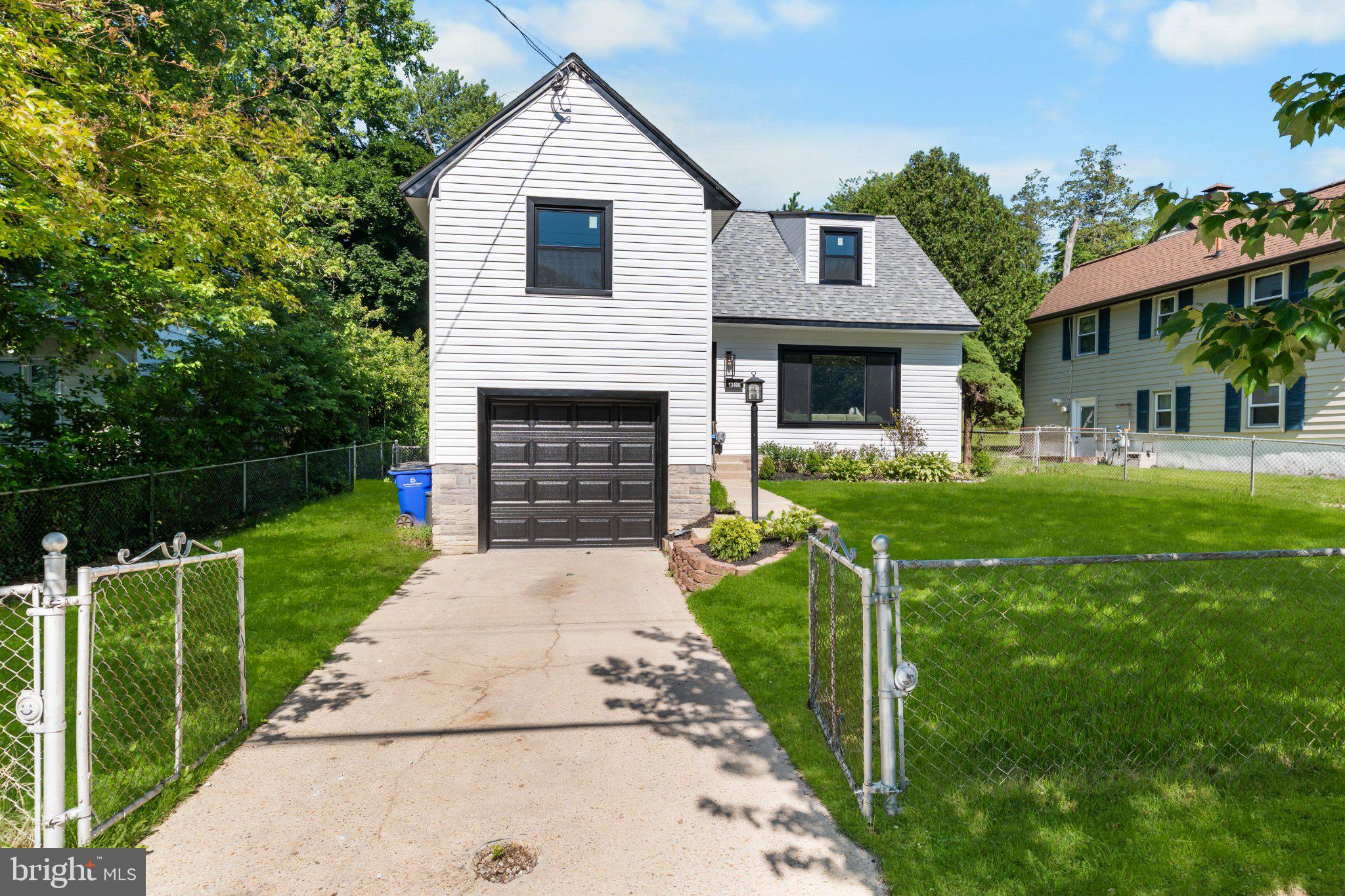 ASPEN HILL - Residential