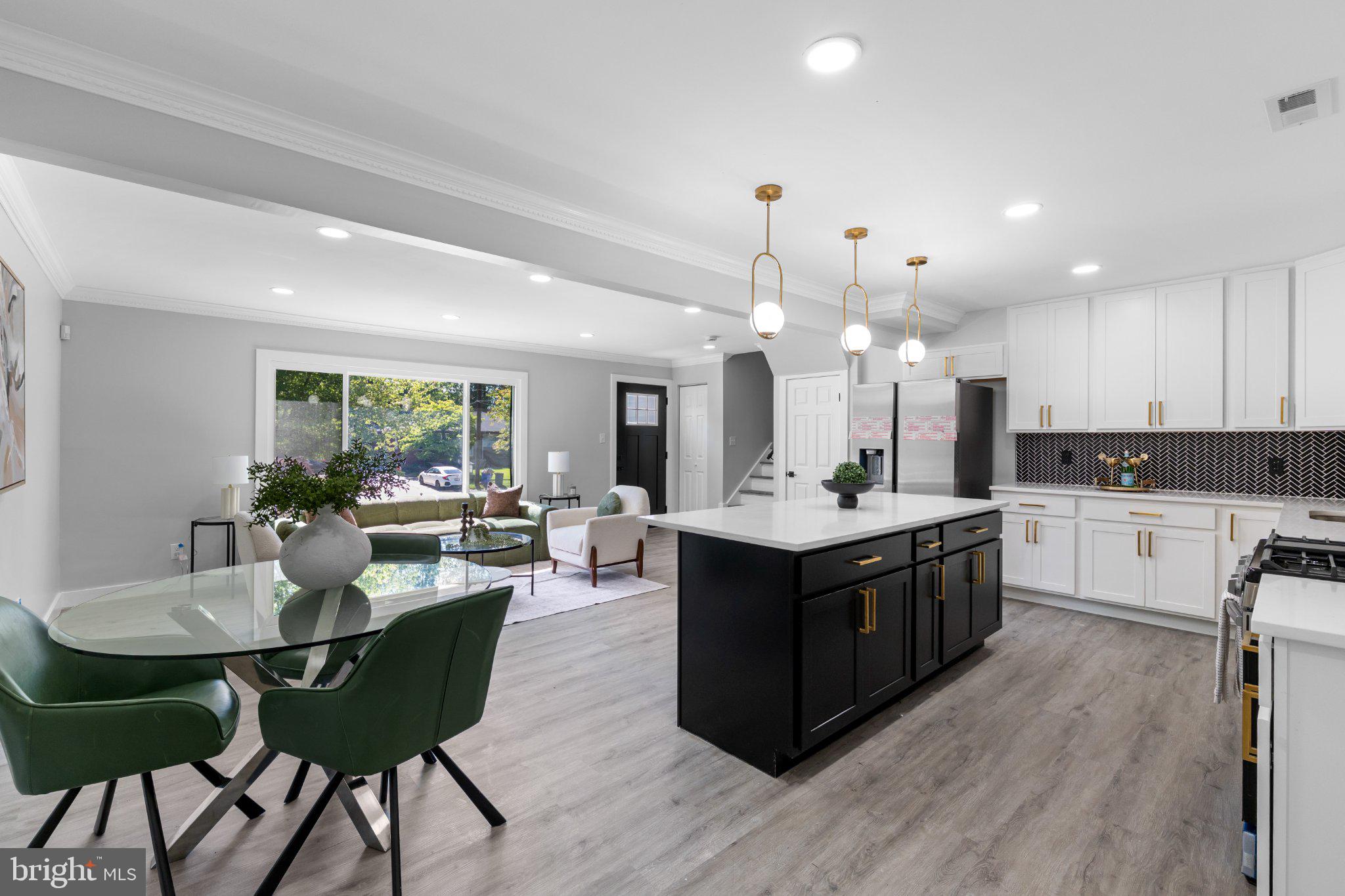 ASPEN HILL - Residential