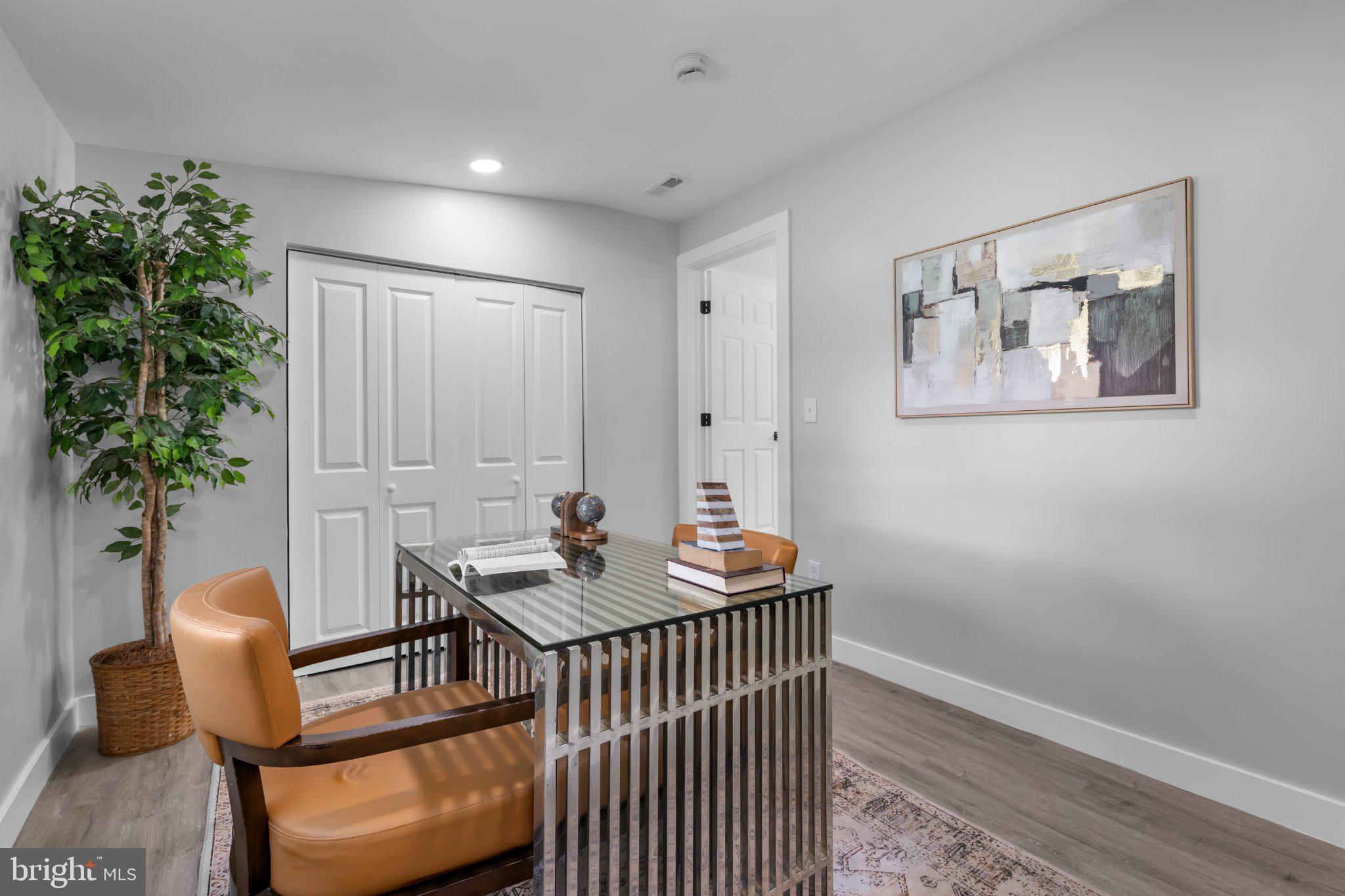 ASPEN HILL - Residential