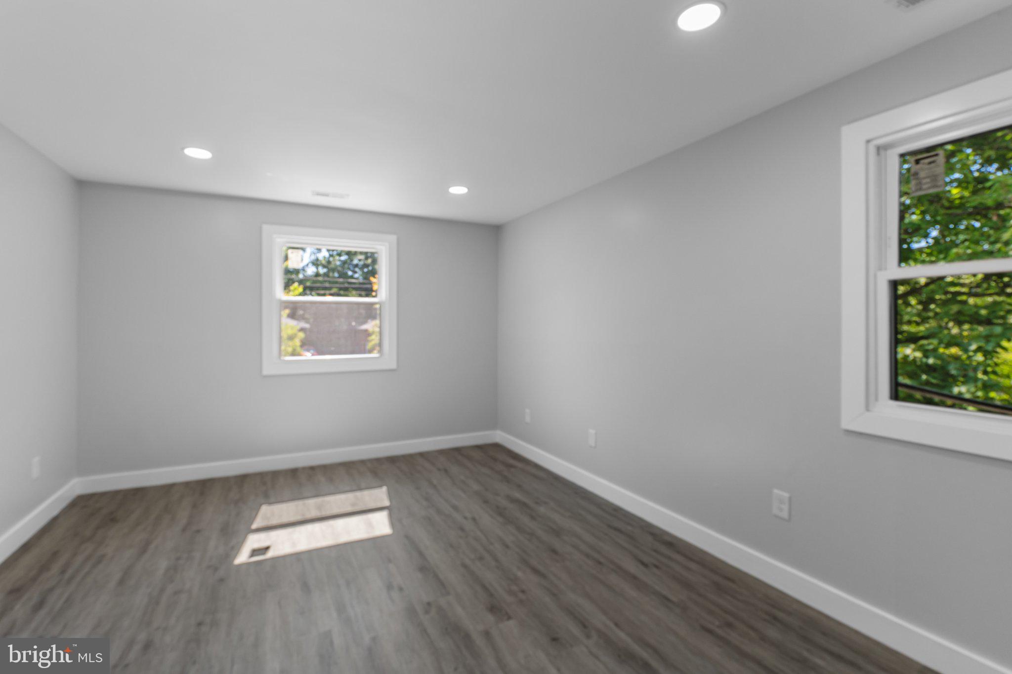 ASPEN HILL - Residential