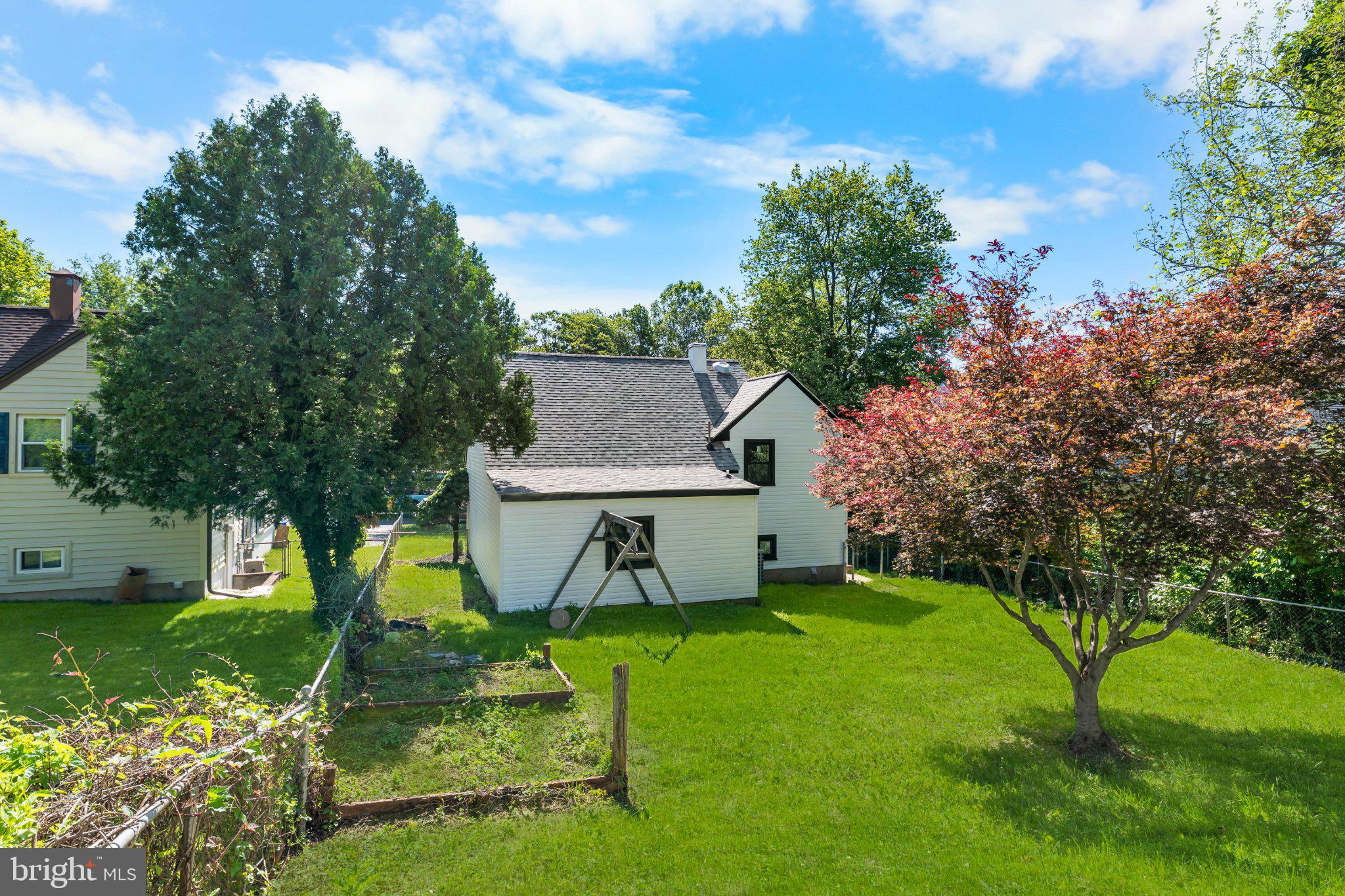 ASPEN HILL - Residential