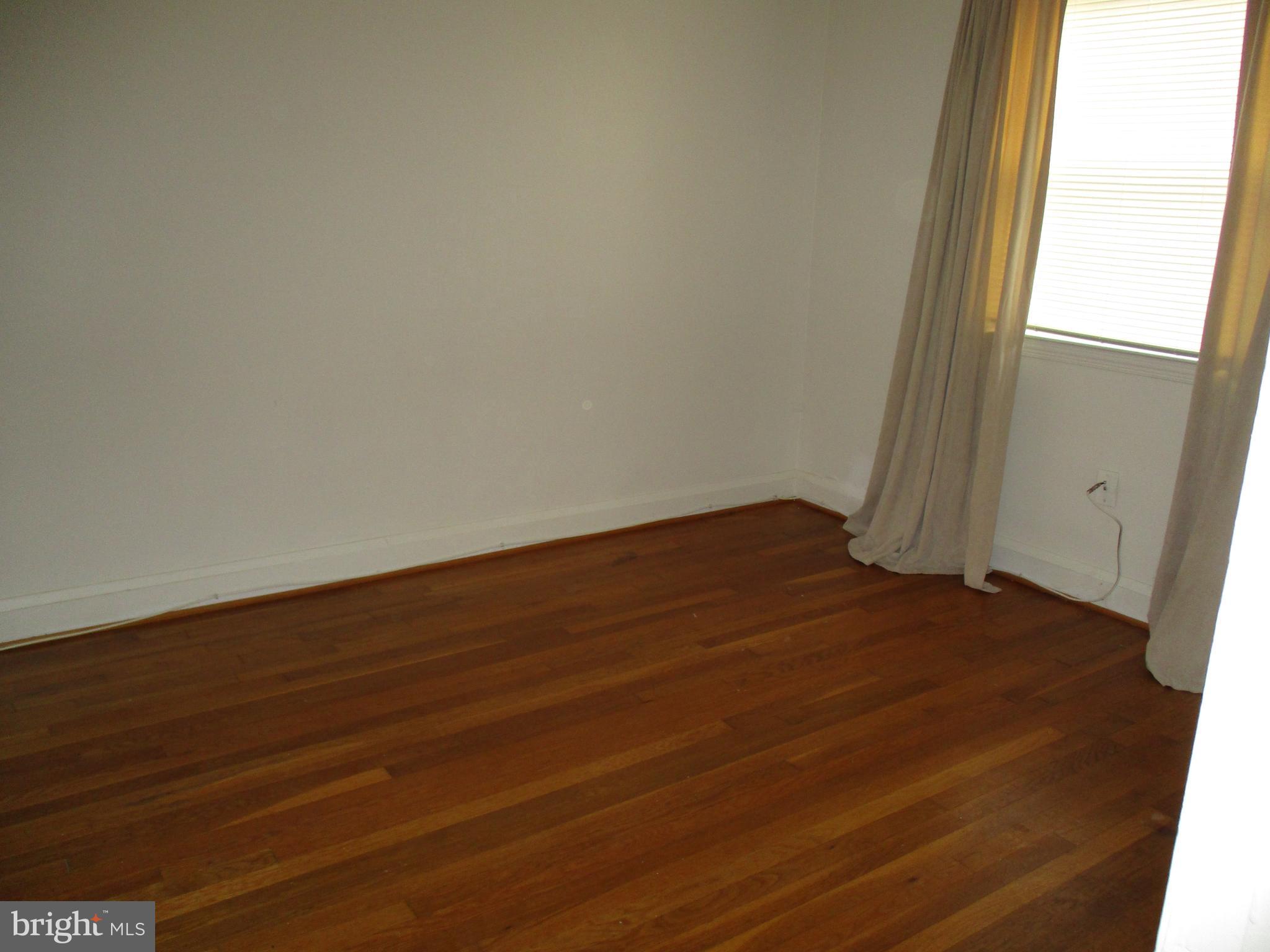 MIDDLESEX - Residential